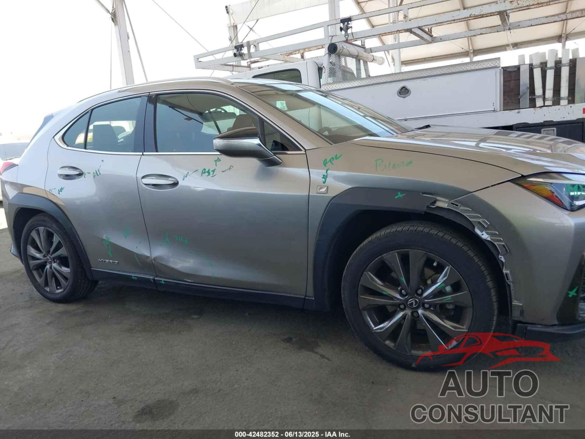 LEXUS UX 250H 2020 - JTHR9JBH3L2021034