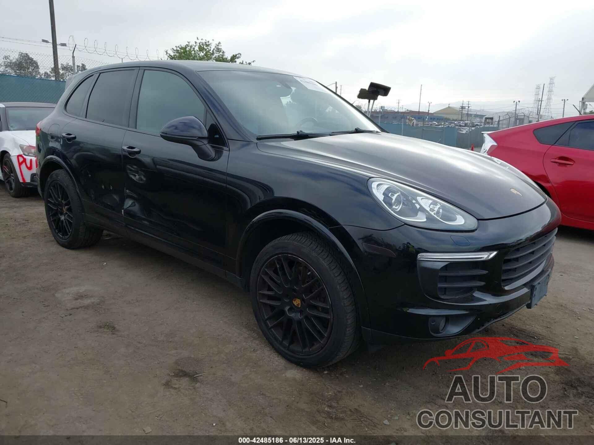 PORSCHE CAYENNE 2017 - WP1AA2A22HKA82177