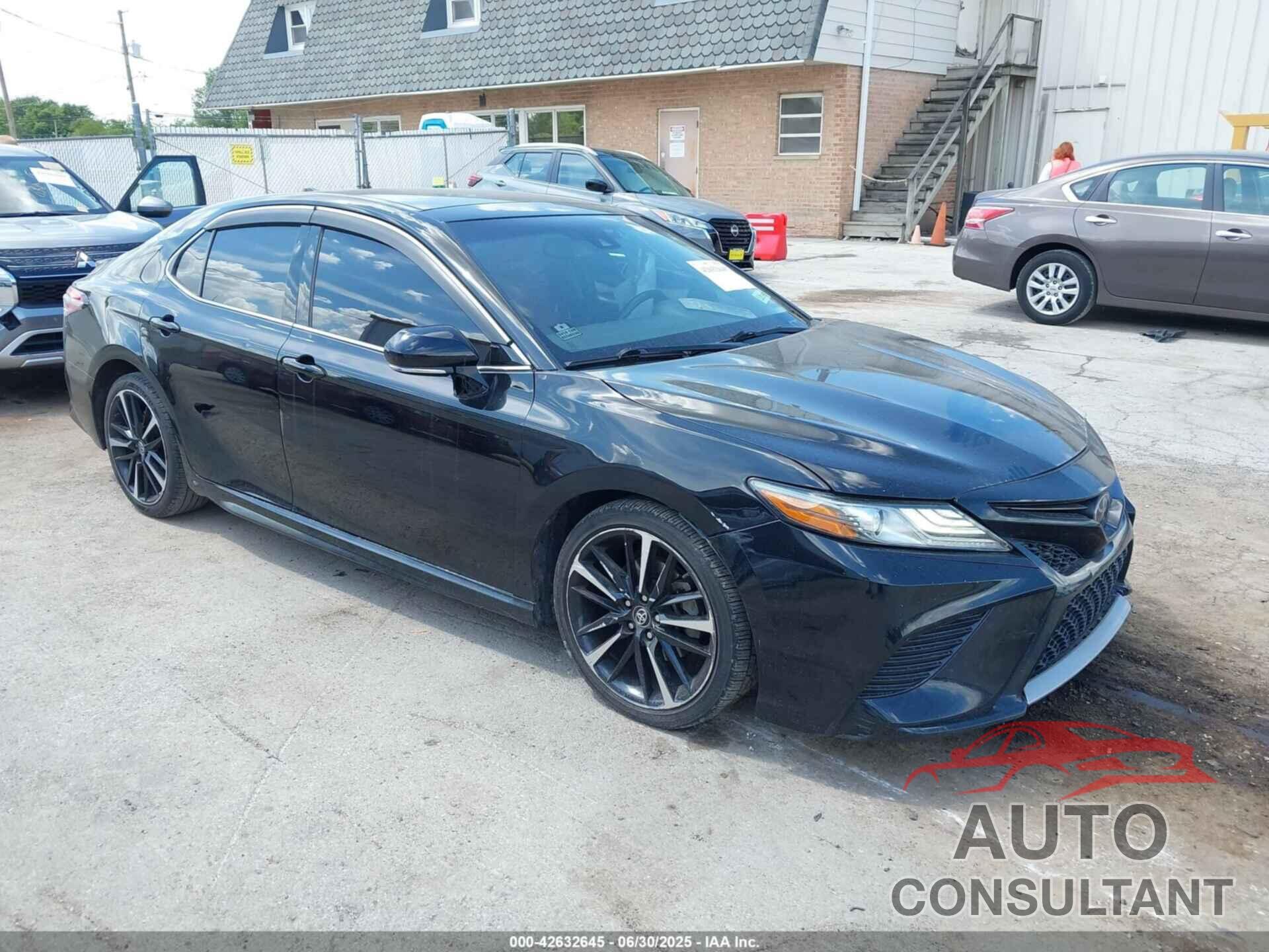 TOYOTA CAMRY 2019 - 4T1B61HK2KU751420