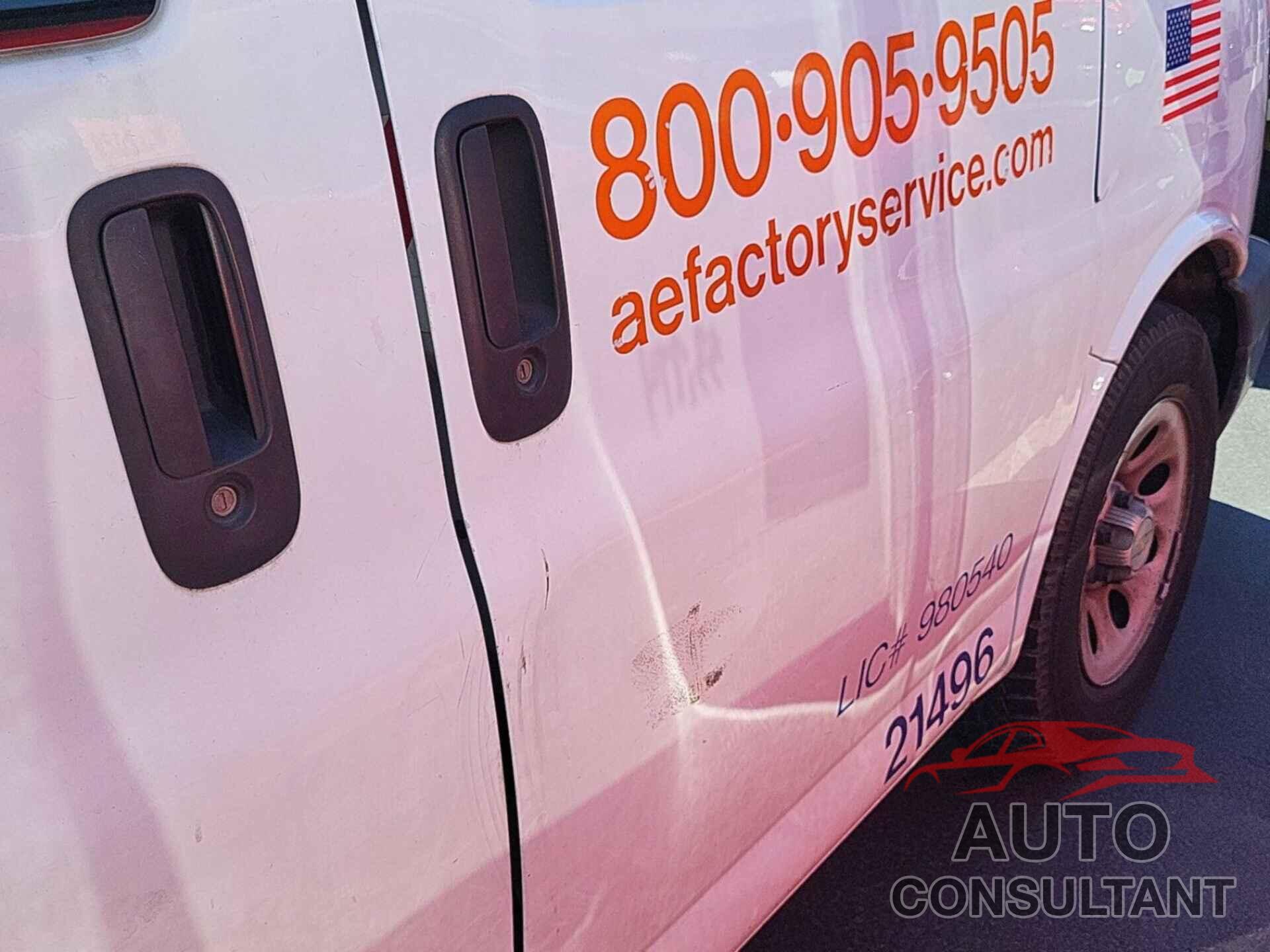 CHEVROLET EXPRESS G1500 2012 - 1GCSGAFX2C1134991