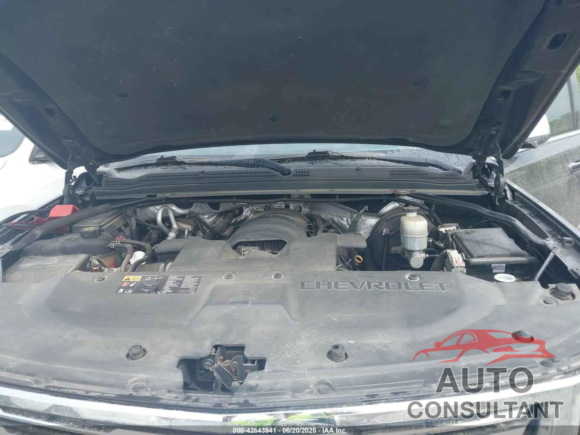CHEVROLET SUBURBAN 1500 2015 - 1GNSKKKC8FR698374