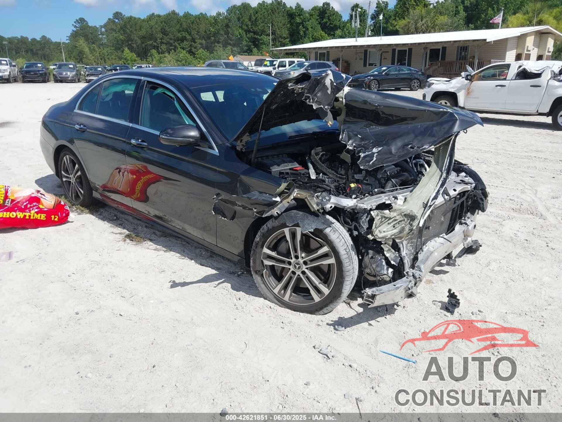 MERCEDES-BENZ E 350 2021 - W1KZF8EB1MA892361