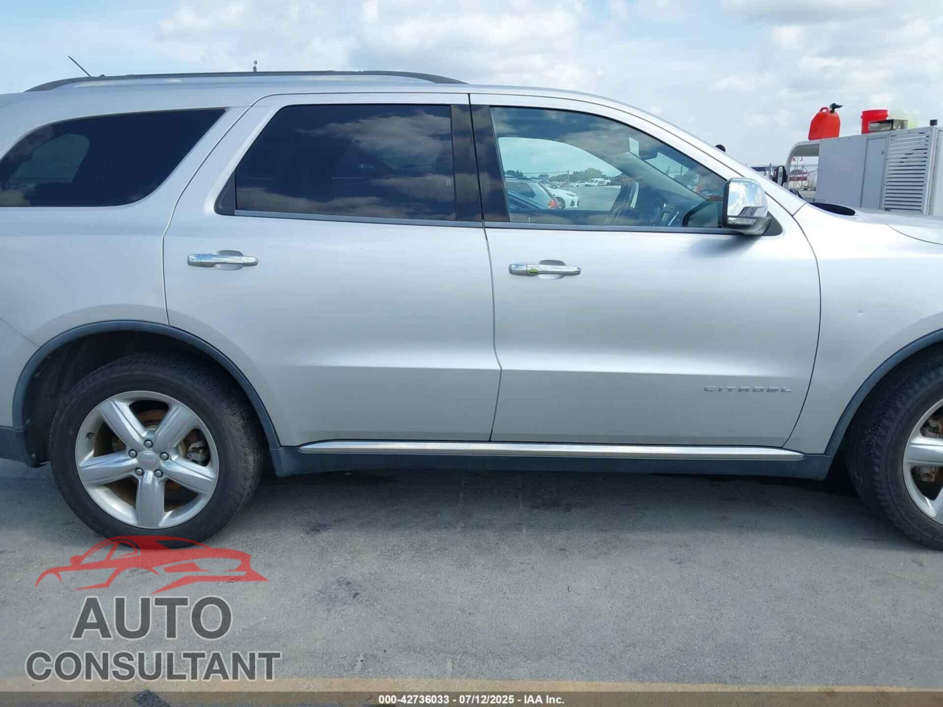 DODGE DURANGO 2013 - 1C4RDHEG0DC571833