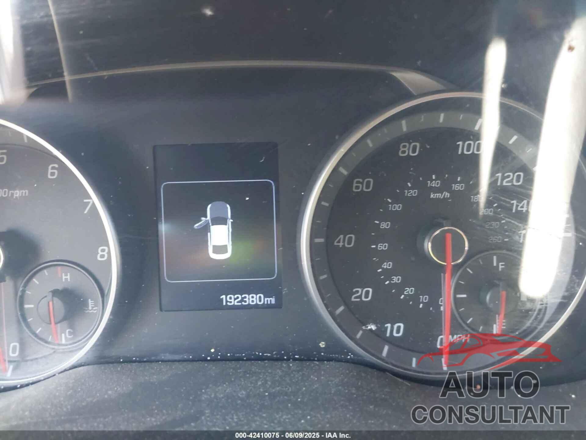 HYUNDAI ELANTRA 2017 - KMHD04LB7HU348982
