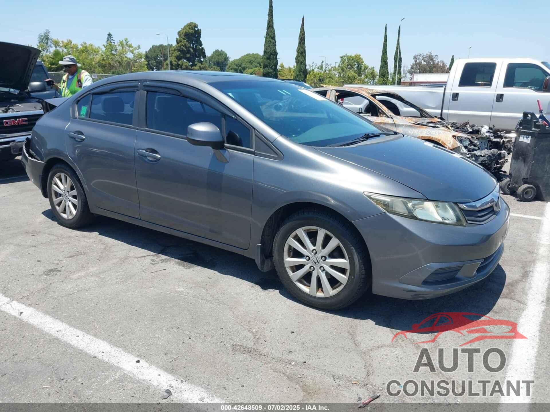 HONDA CIVIC 2012 - 19XFB2F82CE364249