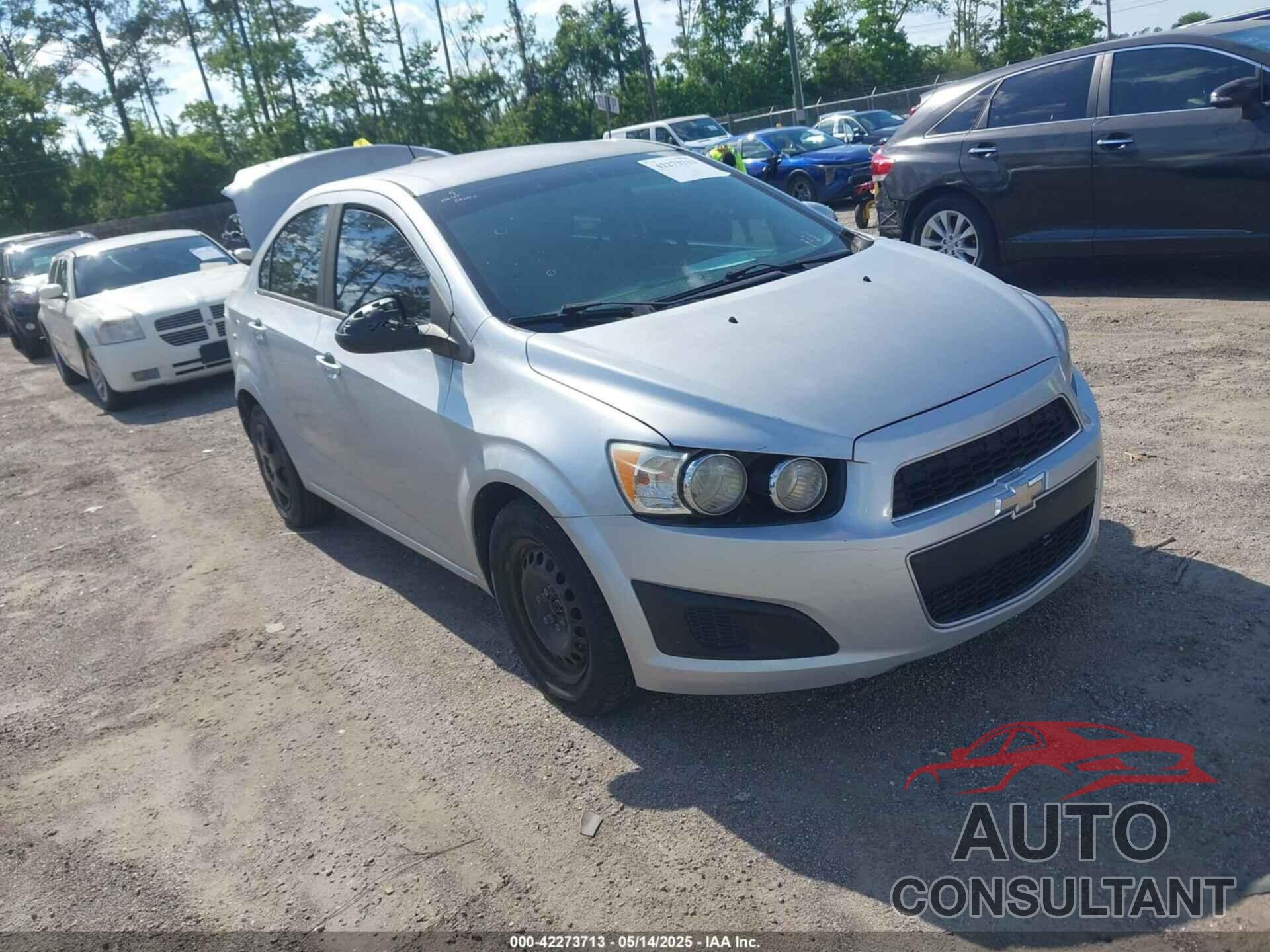 CHEVROLET SONIC 2015 - 1G1JA5SH3F4217022