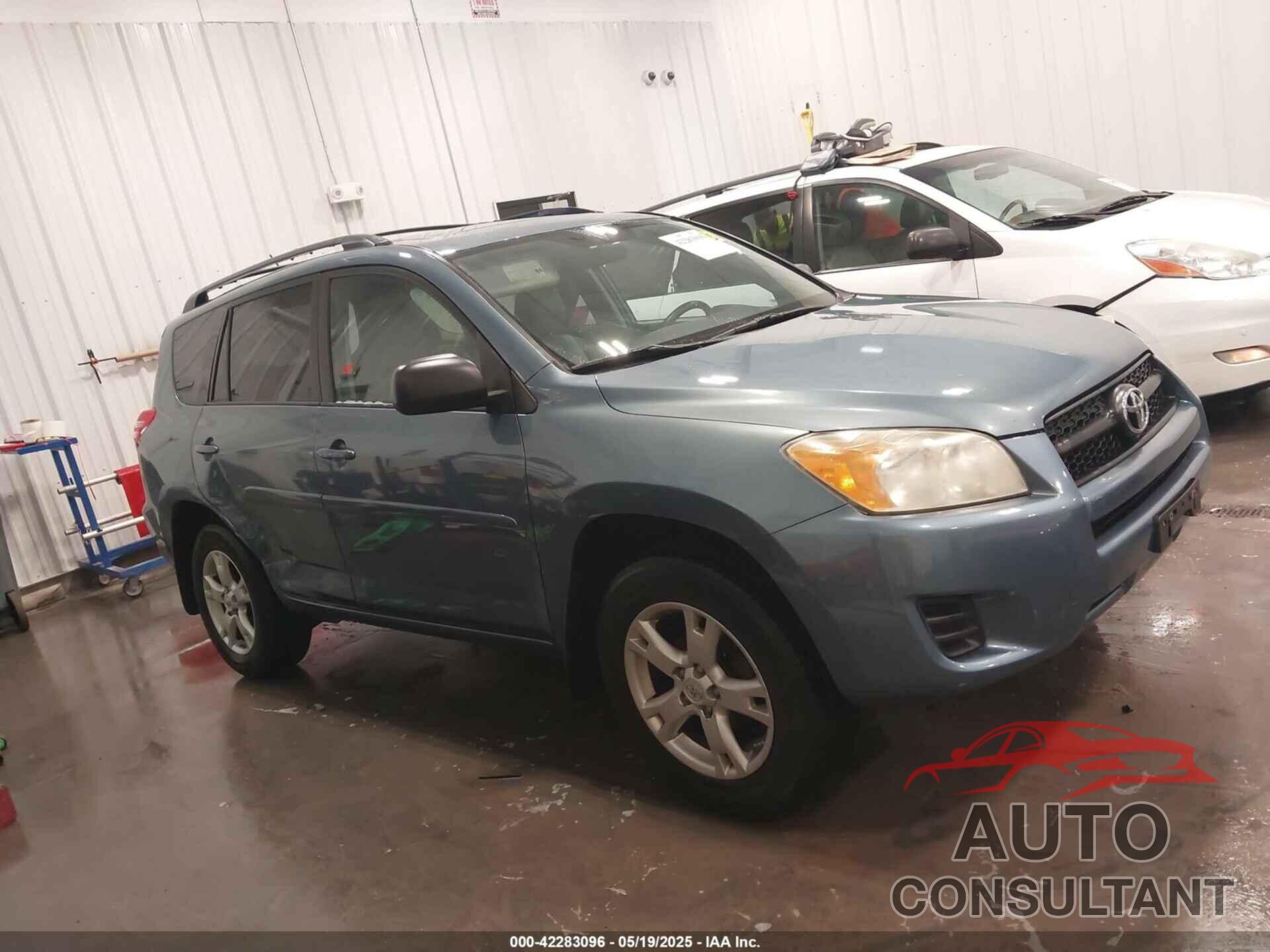 TOYOTA RAV4 2011 - 2T3ZF4DV1BW078644