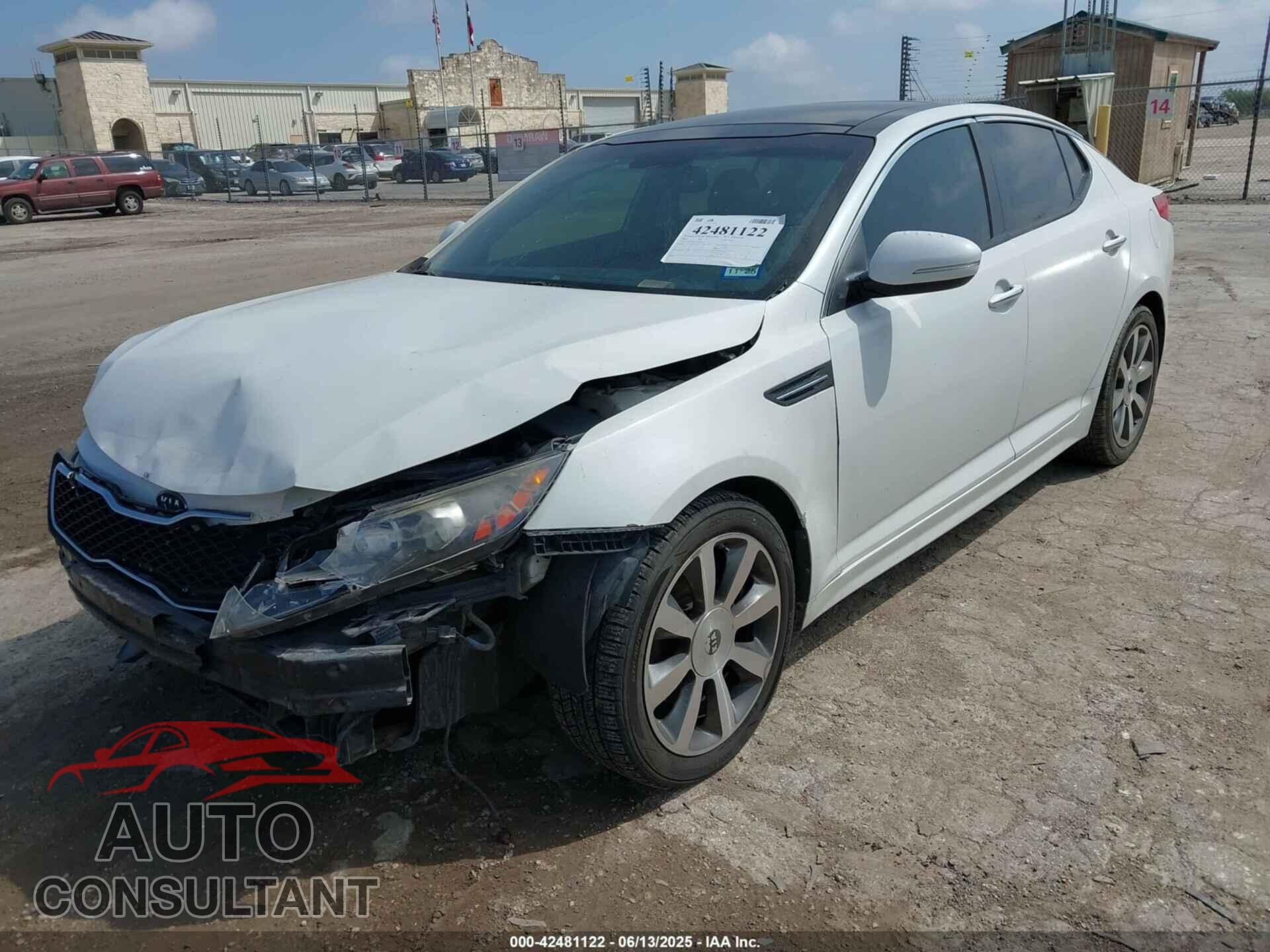 KIA OPTIMA 2012 - 5XXGR4A65CG032606