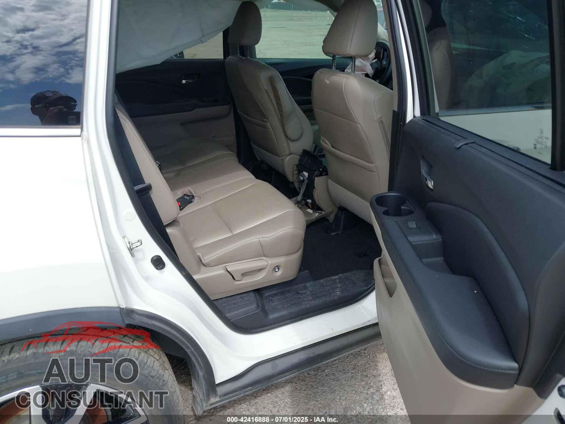 HONDA PILOT 2019 - 5FNYF5H98KB014931