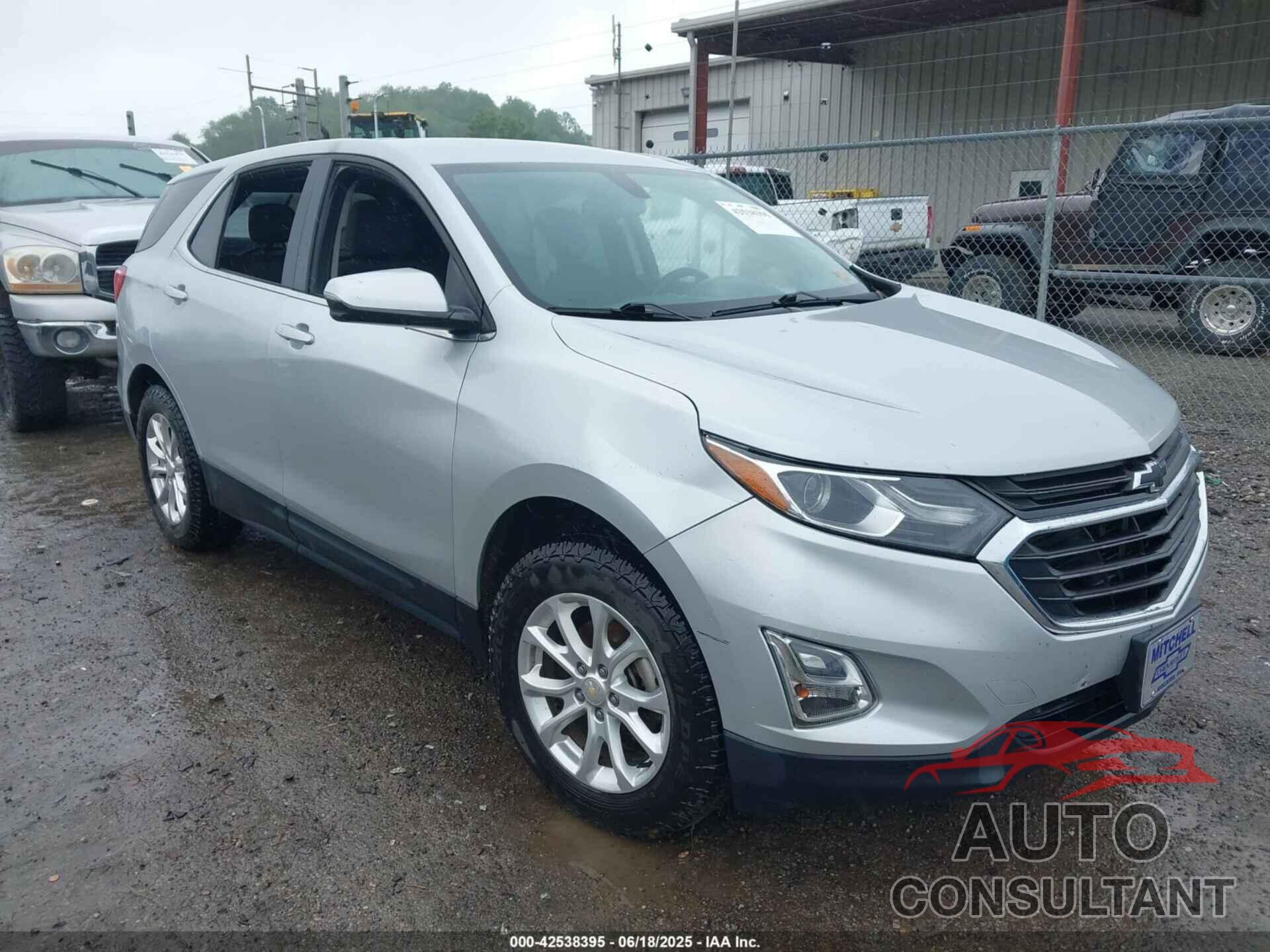 CHEVROLET EQUINOX 2018 - 2GNAXSEV8J6317539