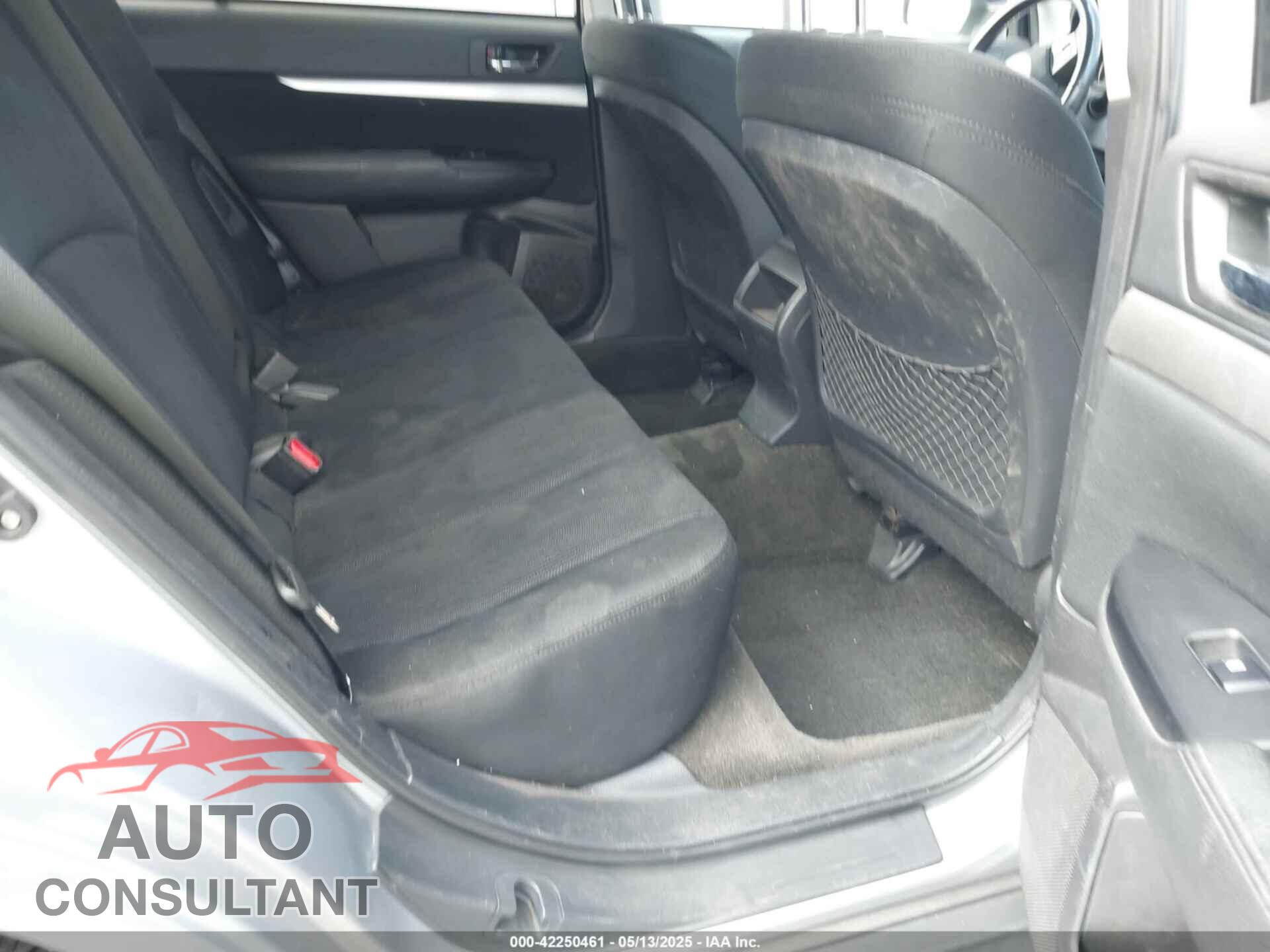 SUBARU OUTBACK 2013 - 4S4BRBCC1D1319998