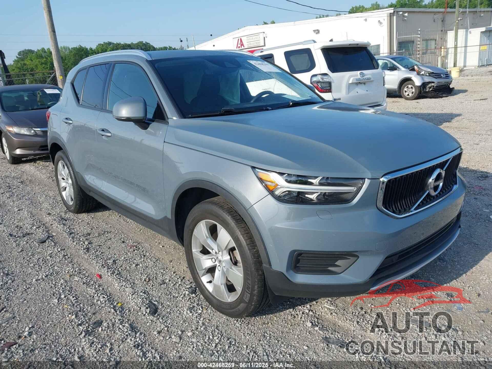 VOLVO XC40 2022 - YV4162UK3N2758515