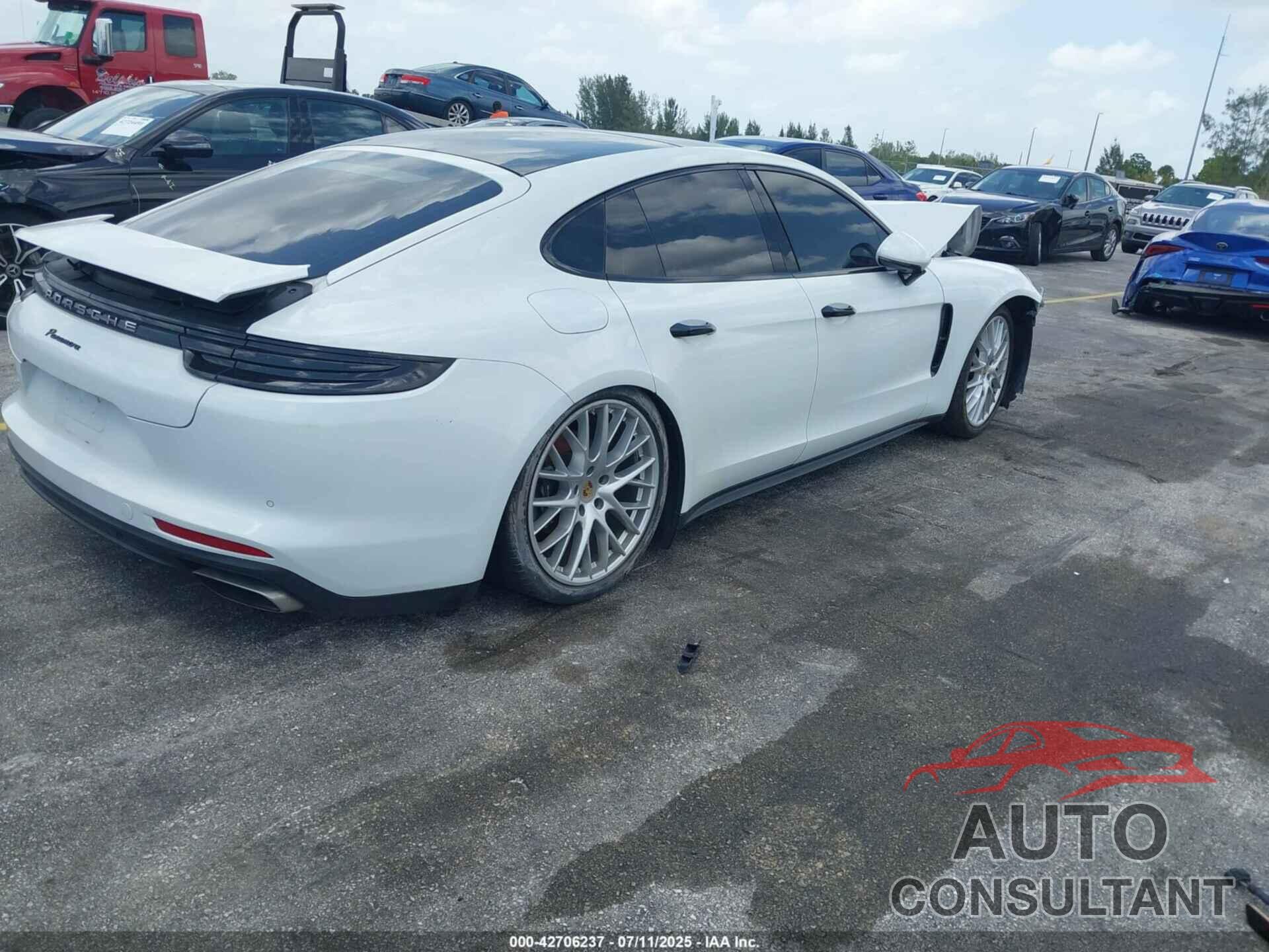 PORSCHE PANAMERA 2017 - WP0AA2A73HL103786