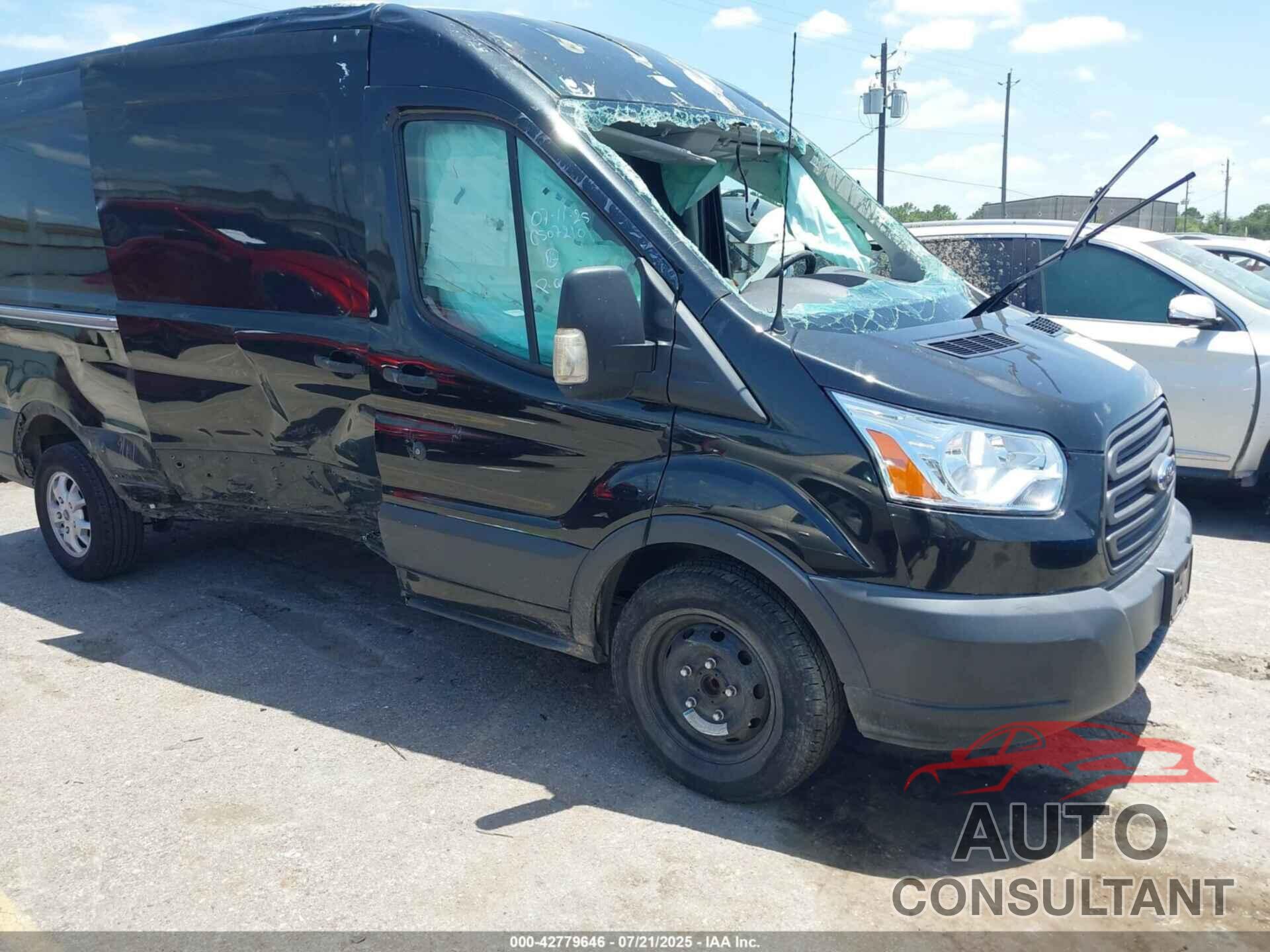 FORD TRANSIT-250 2015 - 1FTYR2CM3FKA72987