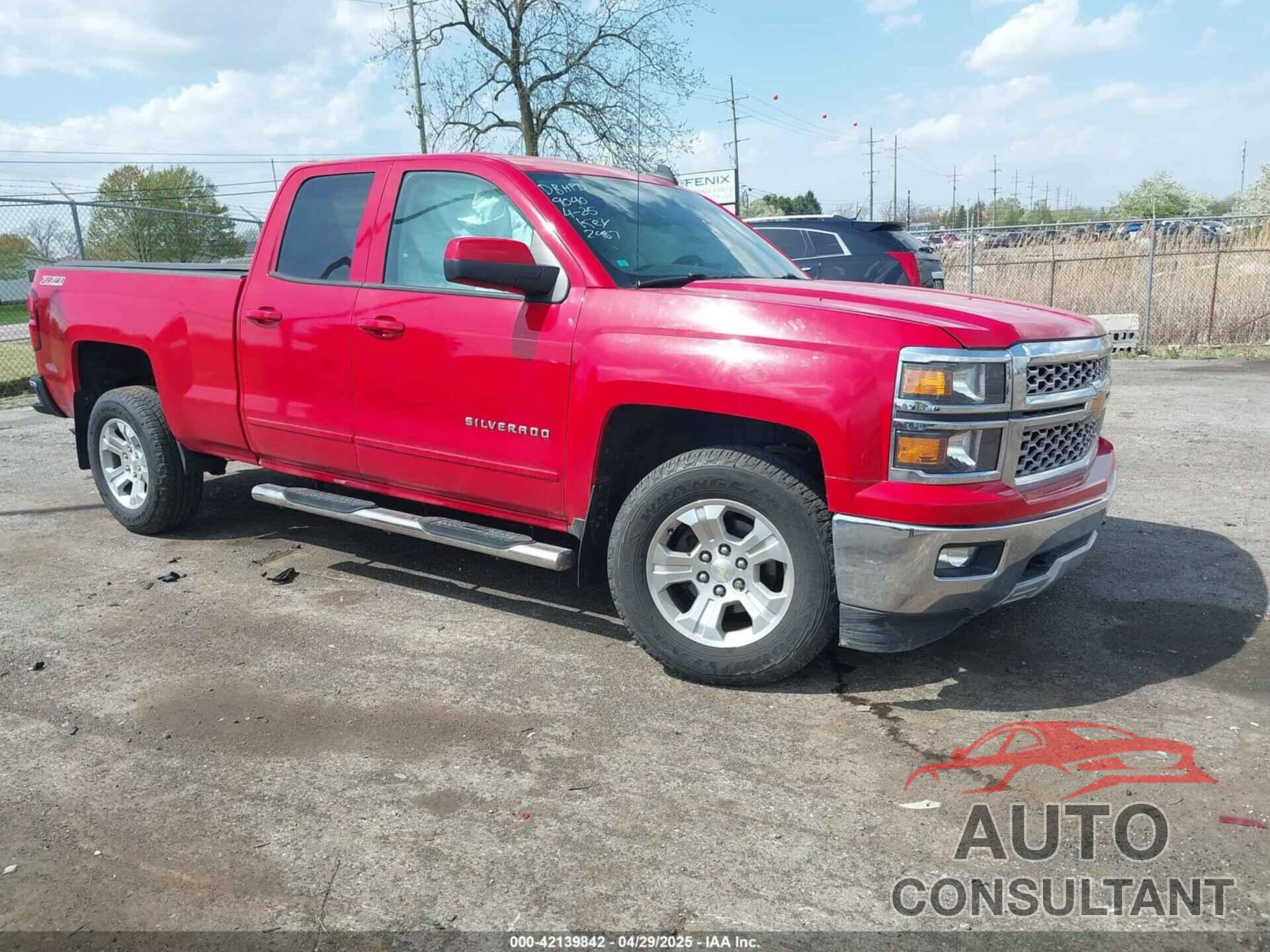 CHEVROLET SILVERADO 1500 2015 - 1GCVKREC5FZ242987