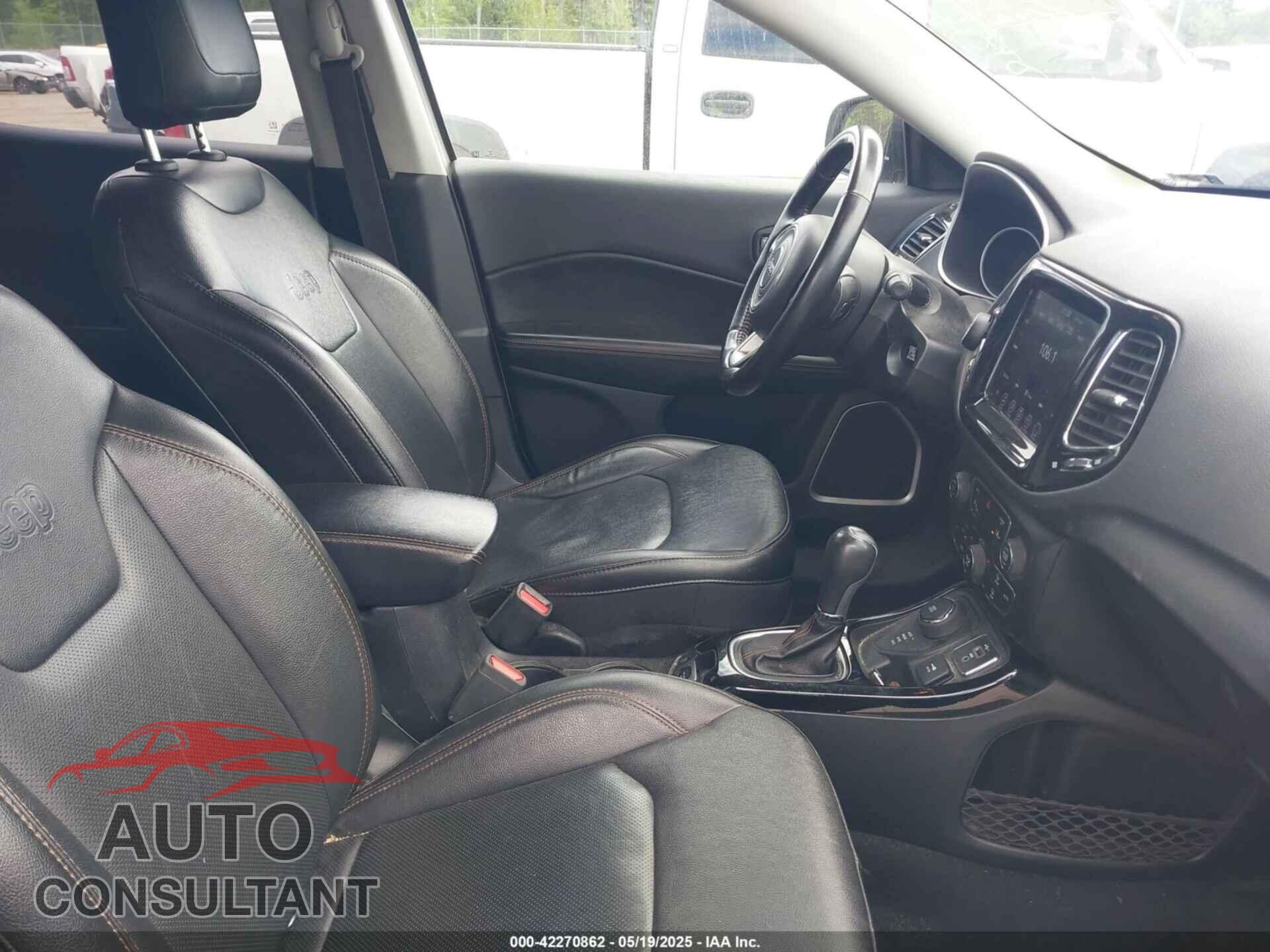 JEEP COMPASS 2021 - 3C4NJDCB7MT520275