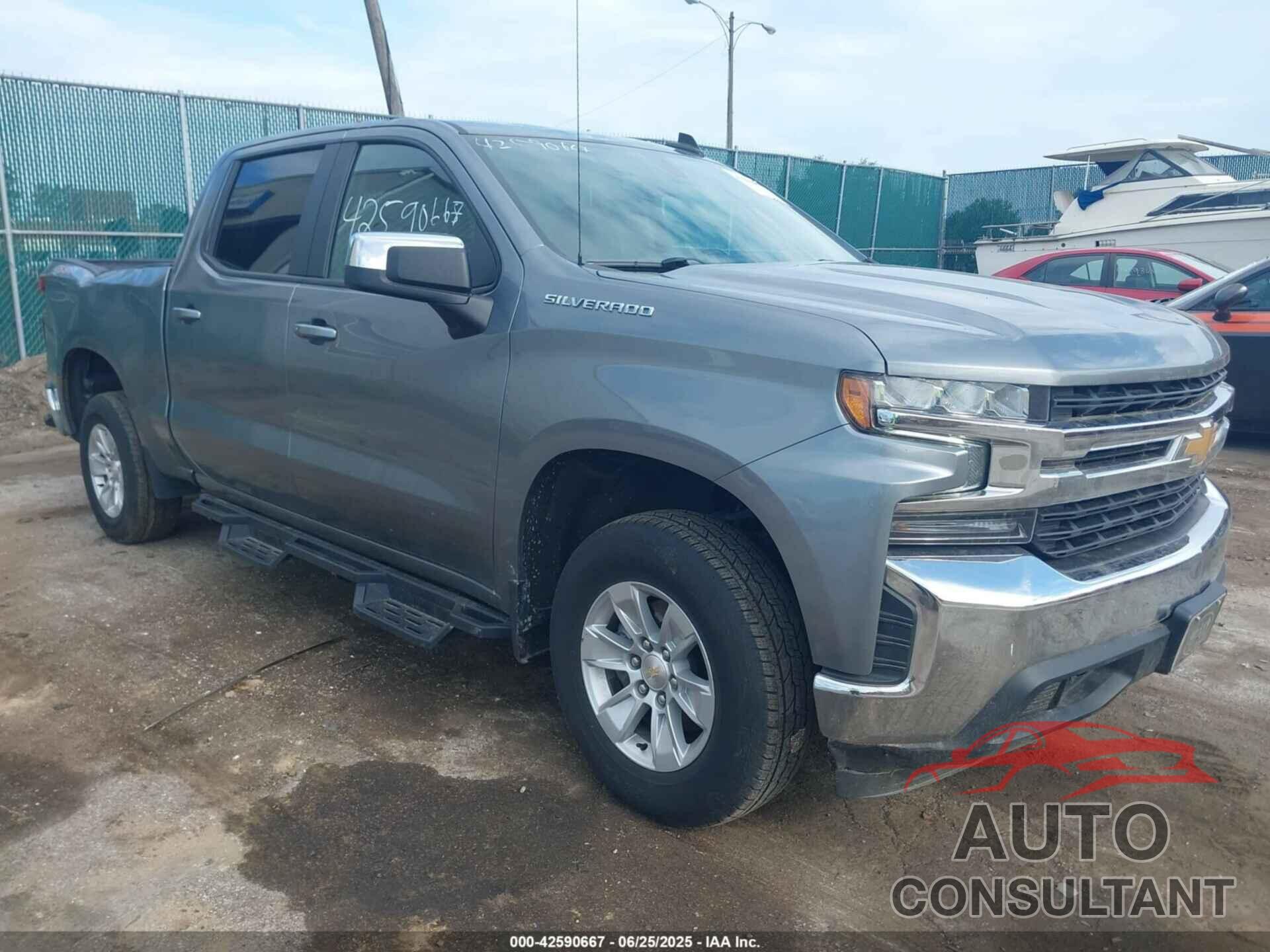 CHEVROLET SILVERADO 1500 2021 - 1GCUYDED3MZ230792