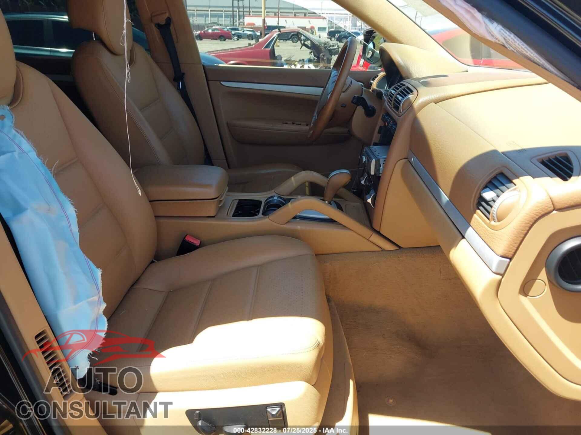 PORSCHE CAYENNE 2010 - WP1AA2AP3ALA02820