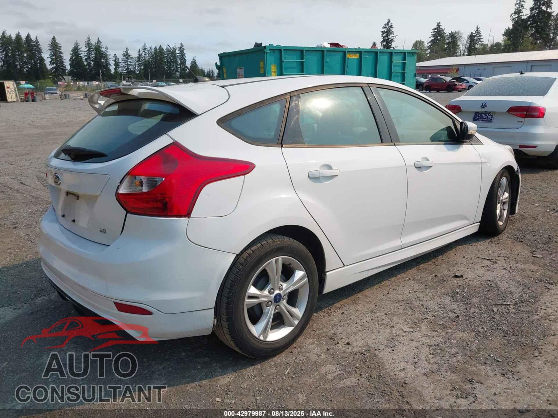 FORD FOCUS 2013 - 1FADP3K22DL108272
