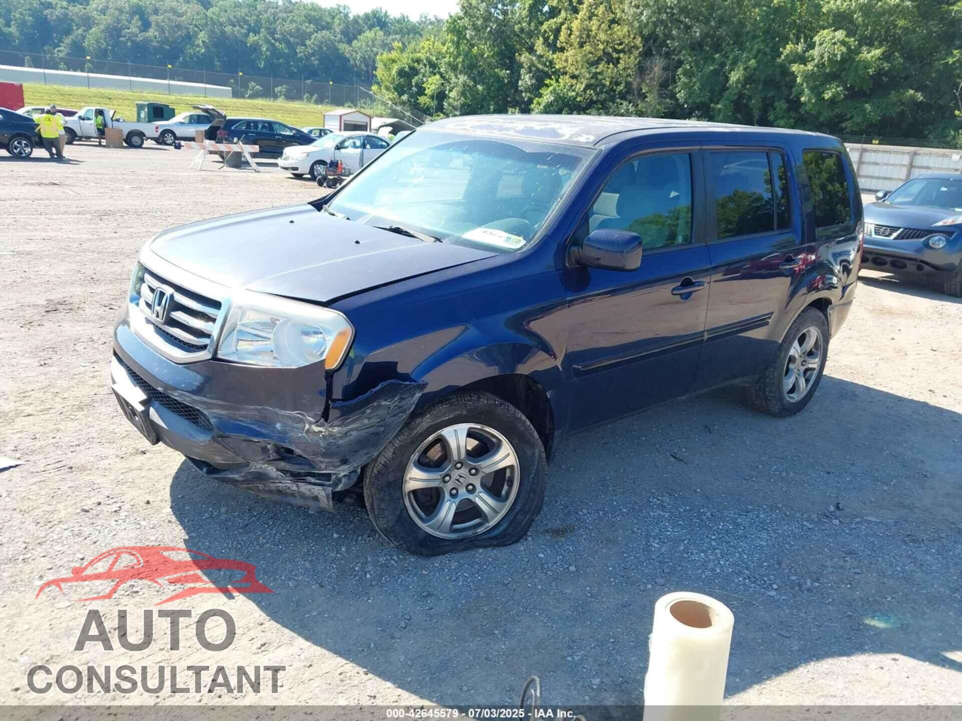 HONDA PILOT 2013 - 5FNYF4H49DB076985