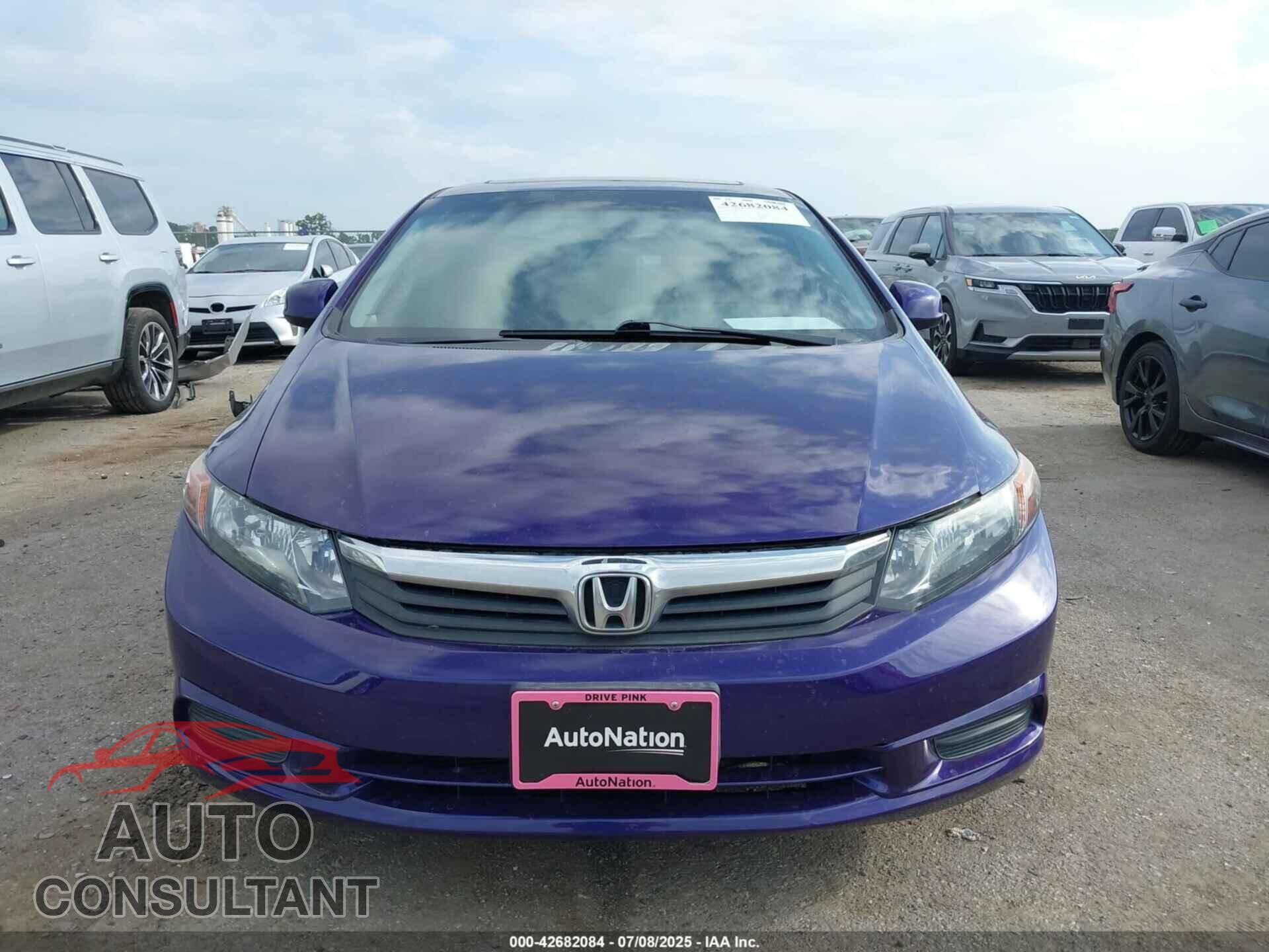 HONDA CIVIC 2012 - 2HGFB2F94CH541852