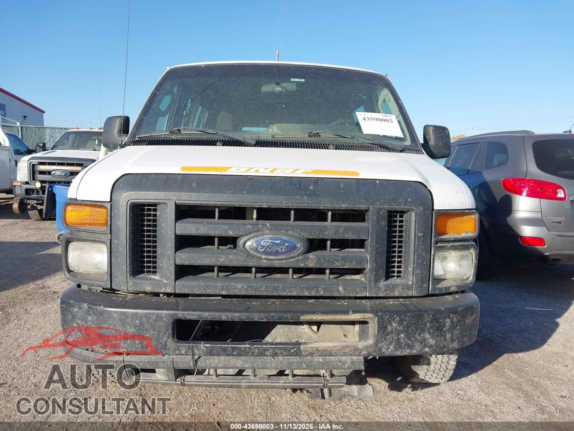 FORD E-350 SUPER DUTY 2013 - 1FBSS3BL8DDB09109