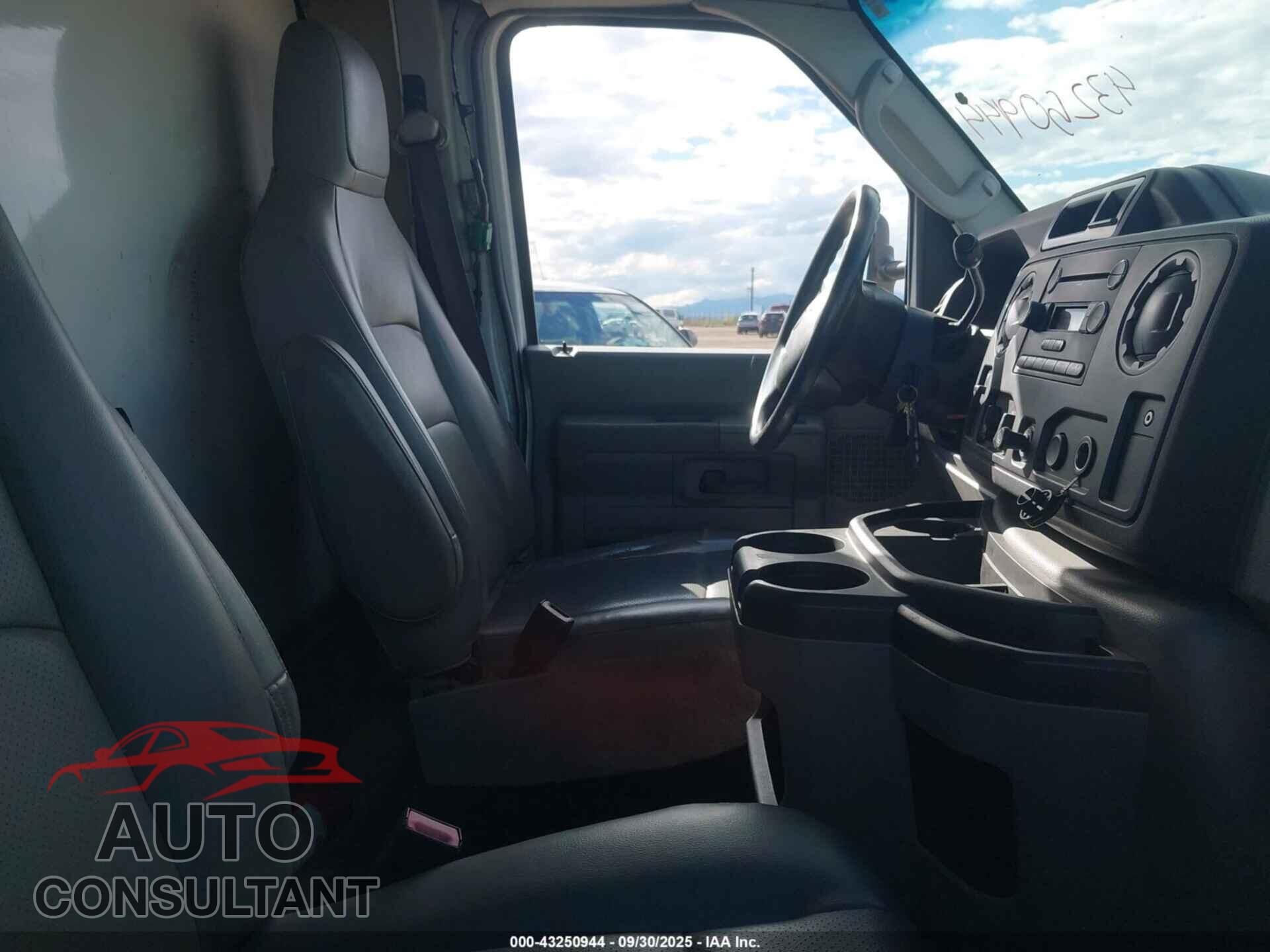 FORD E-450 CUTAWAY 2011 - 1FDXE4FL4BDB20464