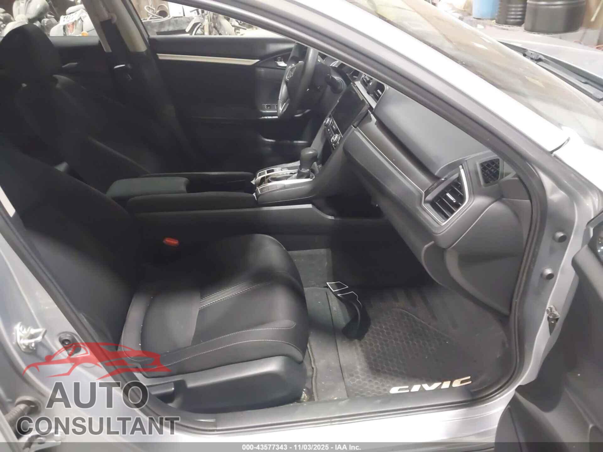 HONDA CIVIC 2017 - 2HGFC2F79HH563106