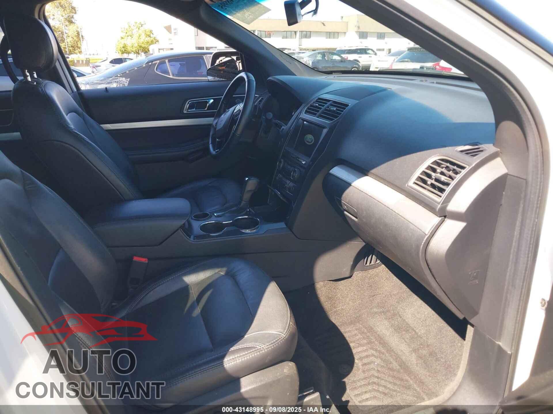 FORD EXPLORER 2017 - 1FM5K7D89HGE42136