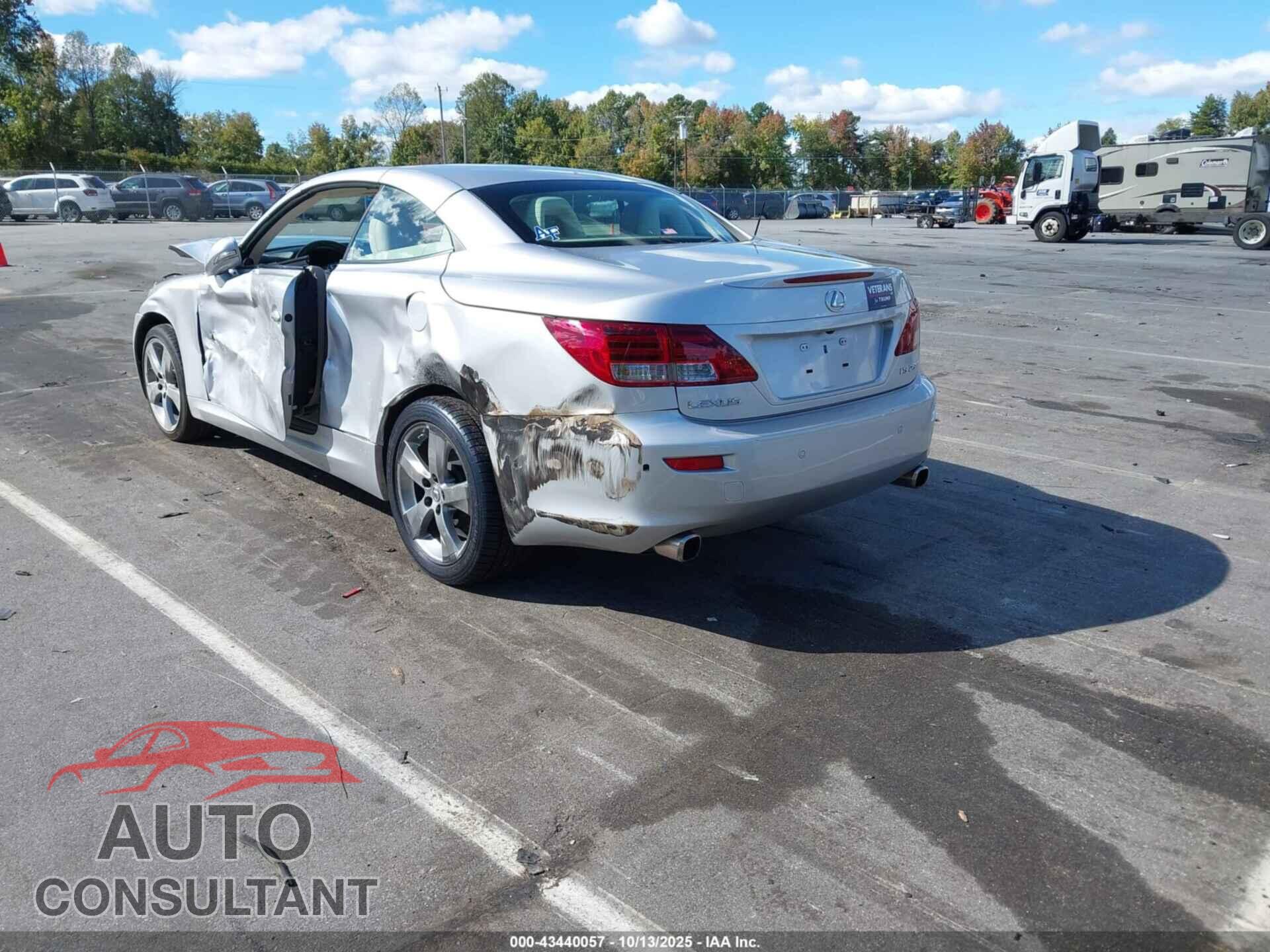 LEXUS IS 250C 2010 - JTHFF2C2XA2513729