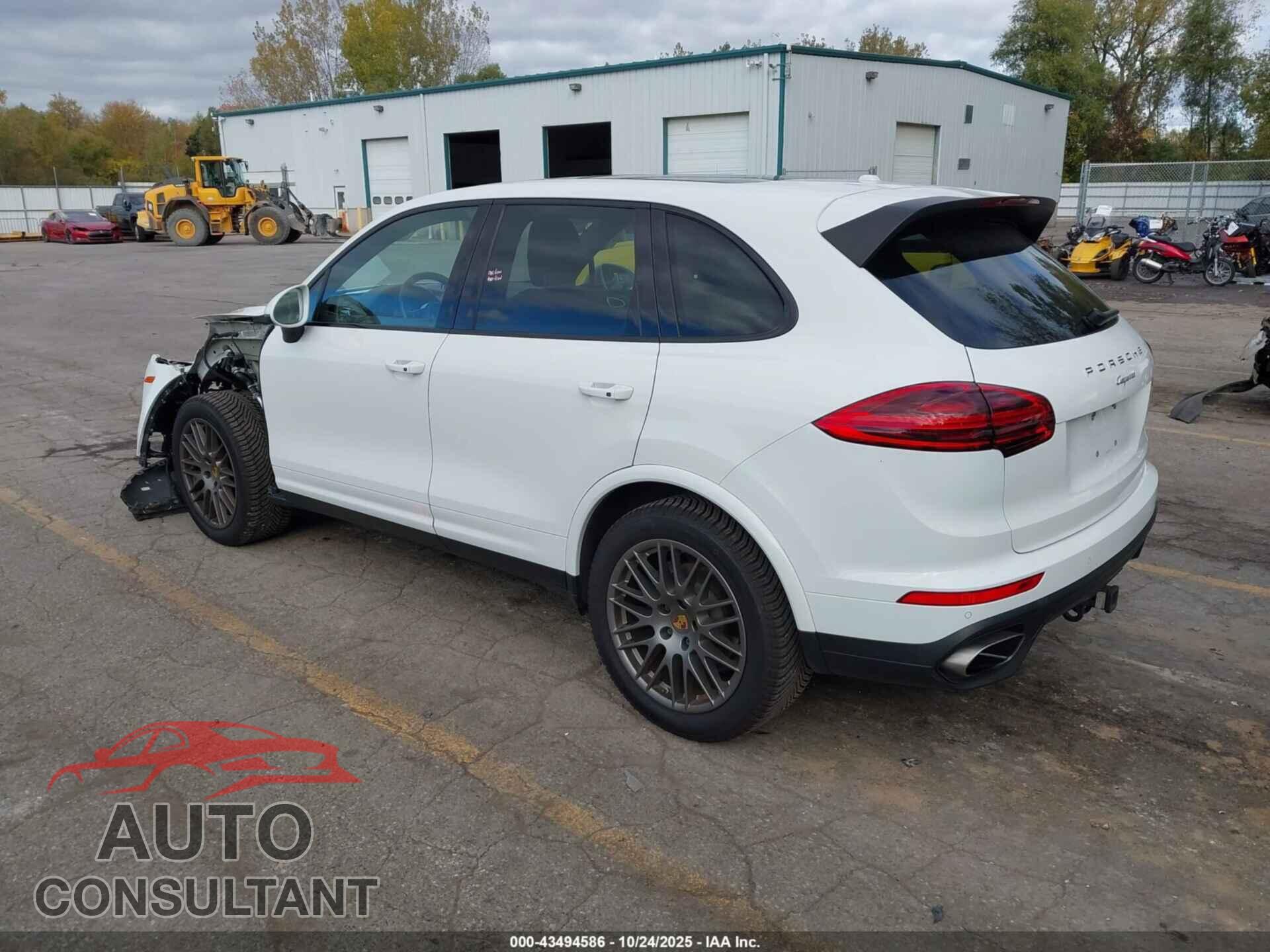 PORSCHE CAYENNE 2017 - WP1AA2A25HKA82870