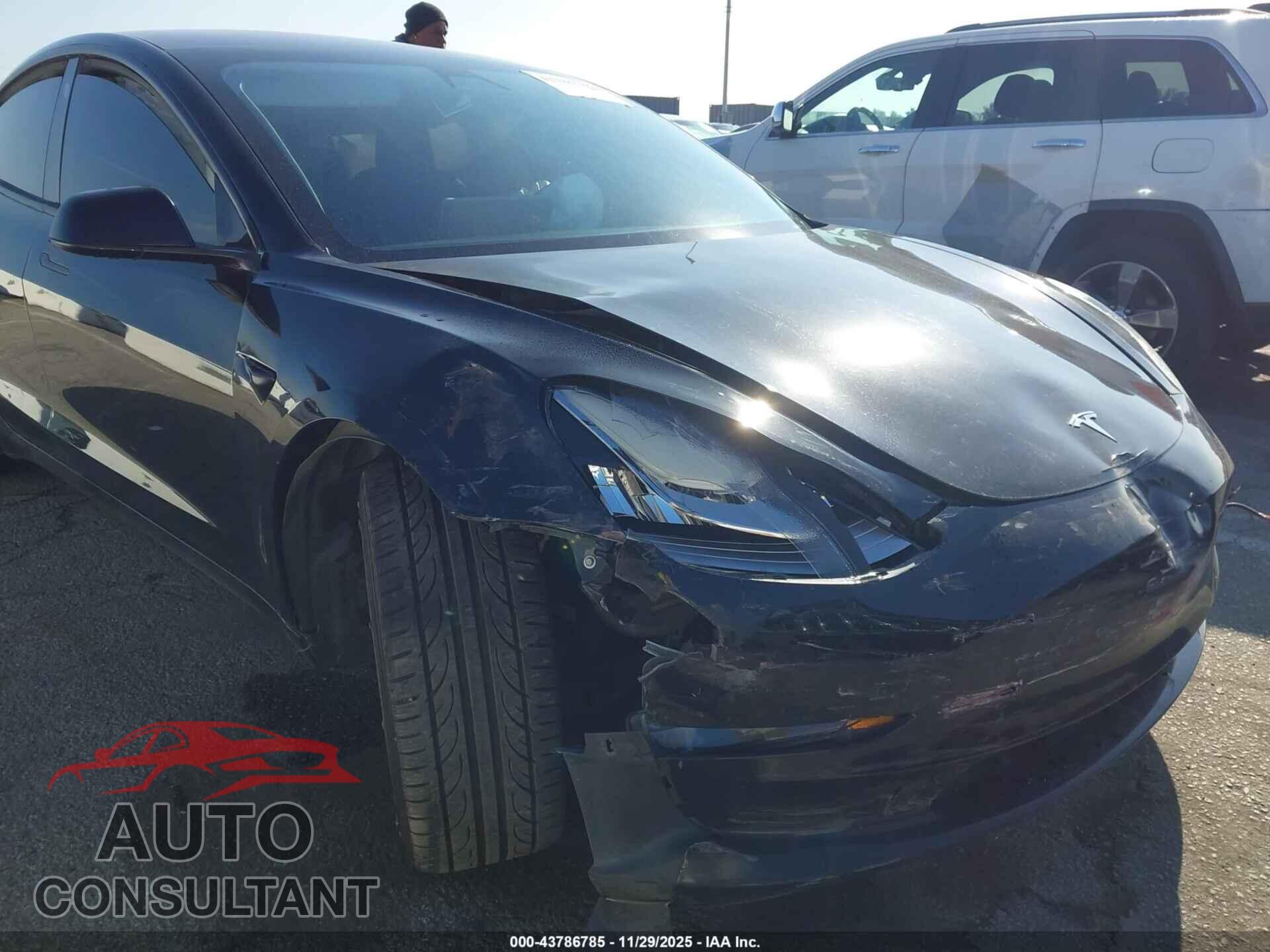 TESLA MODEL 3 2017 - 5YJ3E1EA7HF000404