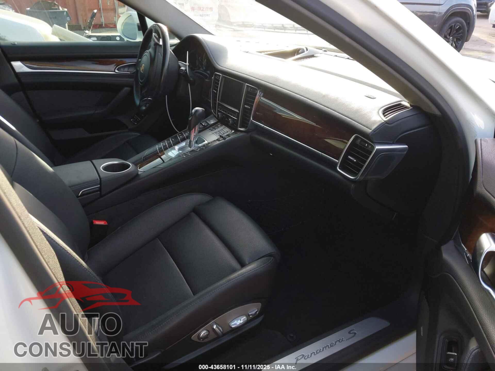 PORSCHE PANAMERA E-HYBRID 2014 - WP0AD2A79EL044794