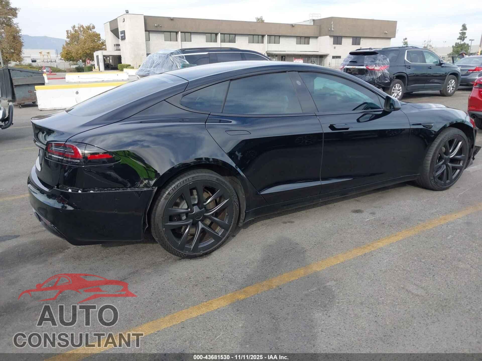 TESLA MODEL S 2022 - 5YJSA1E50NF482753