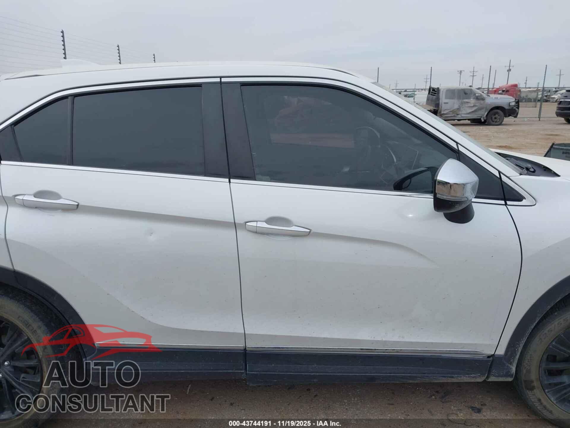 MITSUBISHI ECLIPSE CROSS 2018 - JA4AT4AA0JZ045232