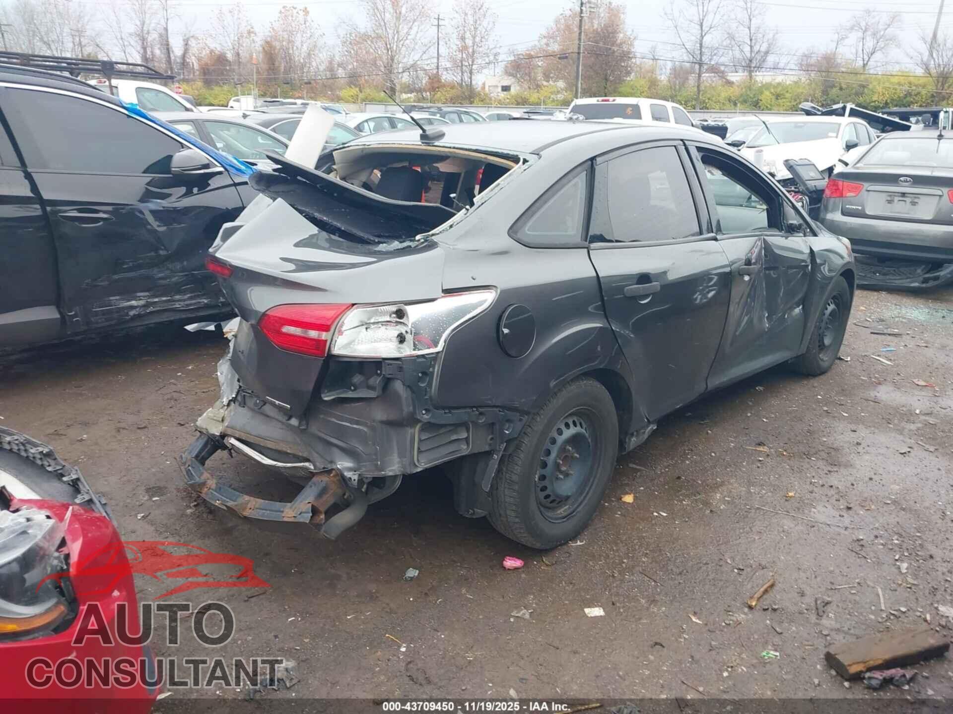 FORD FOCUS 2016 - 1FADP3E28GL305334