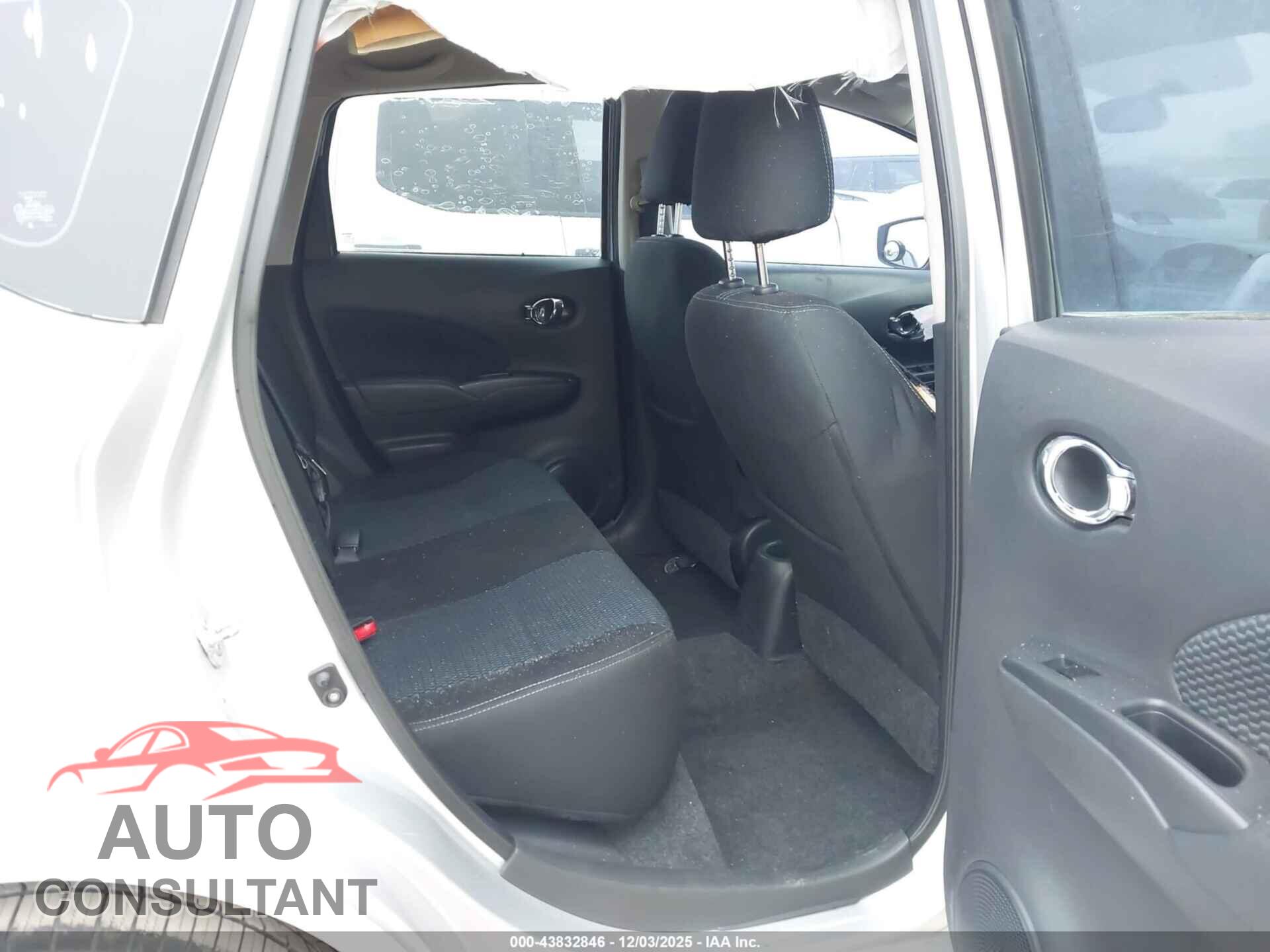 NISSAN VERSA NOTE 2015 - 3N1CE2CP0FL380135