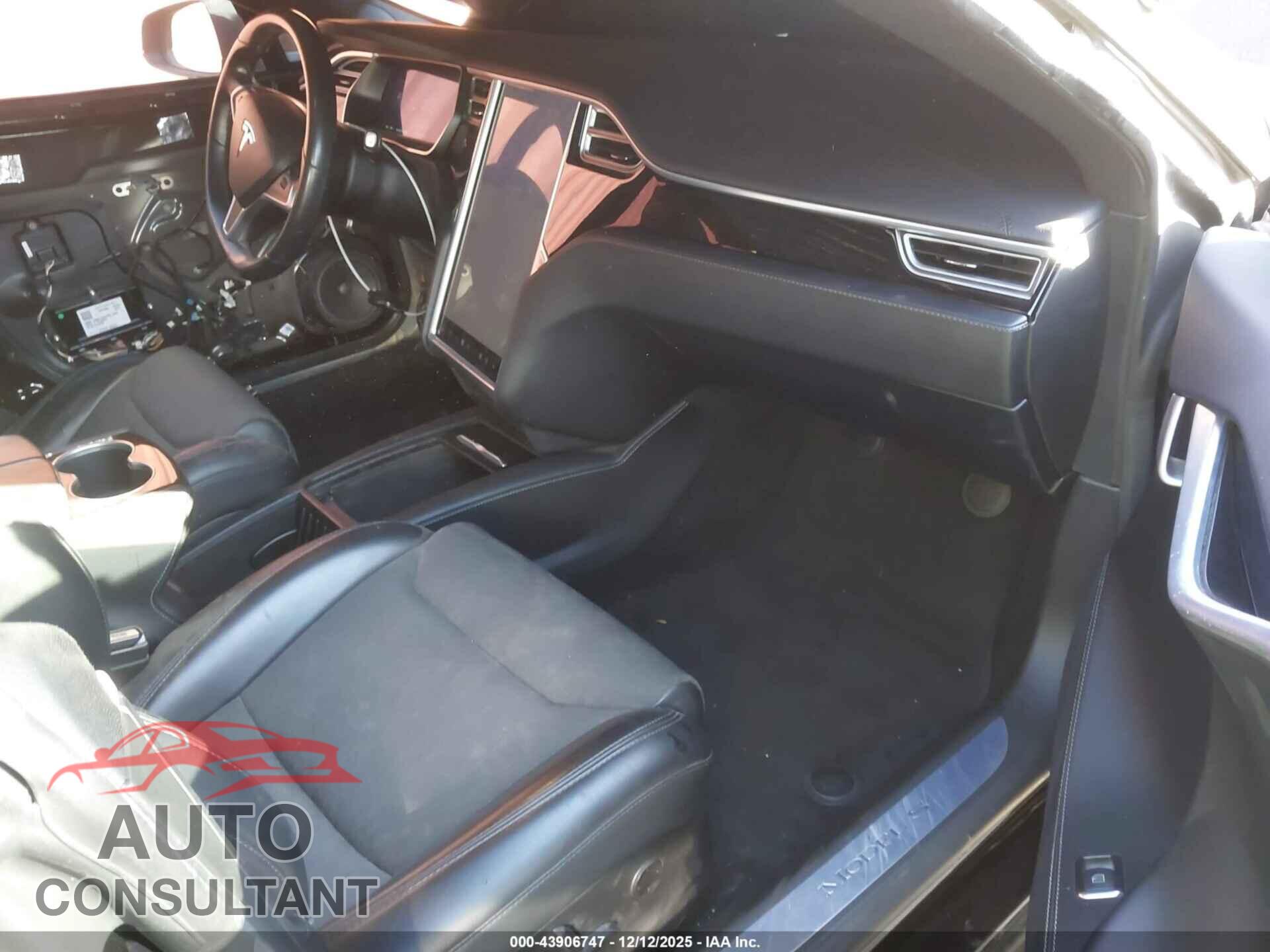 TESLA MODEL S 2017 - 5YJSA1E17HF219287