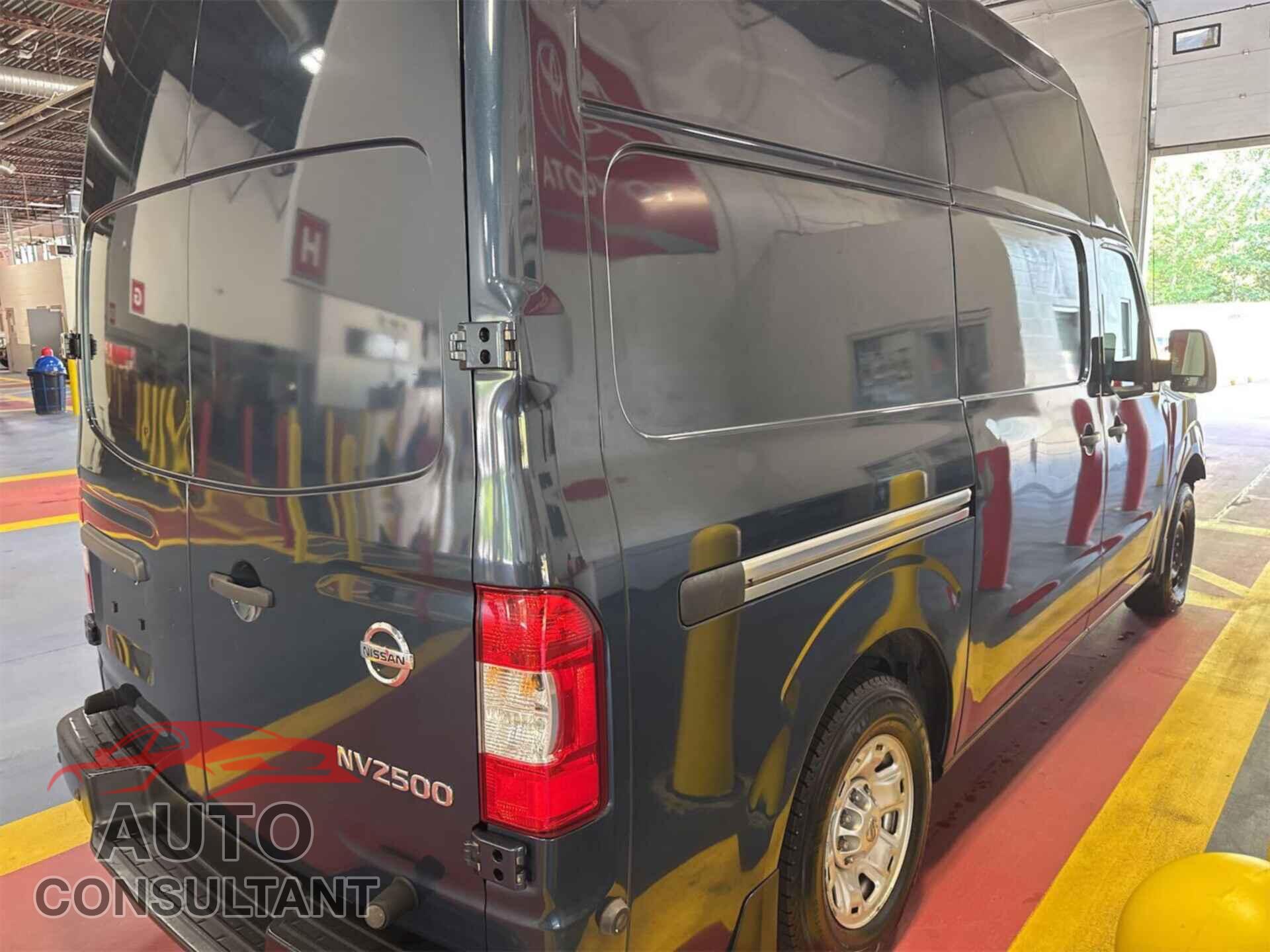 NISSAN NV CARGO NV2500 HD 2019 - 1N6BF0LY3KN800982