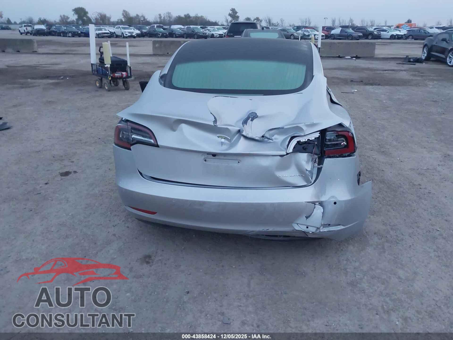TESLA MODEL 3 2018 - 5YJ3E1EBXJF089934