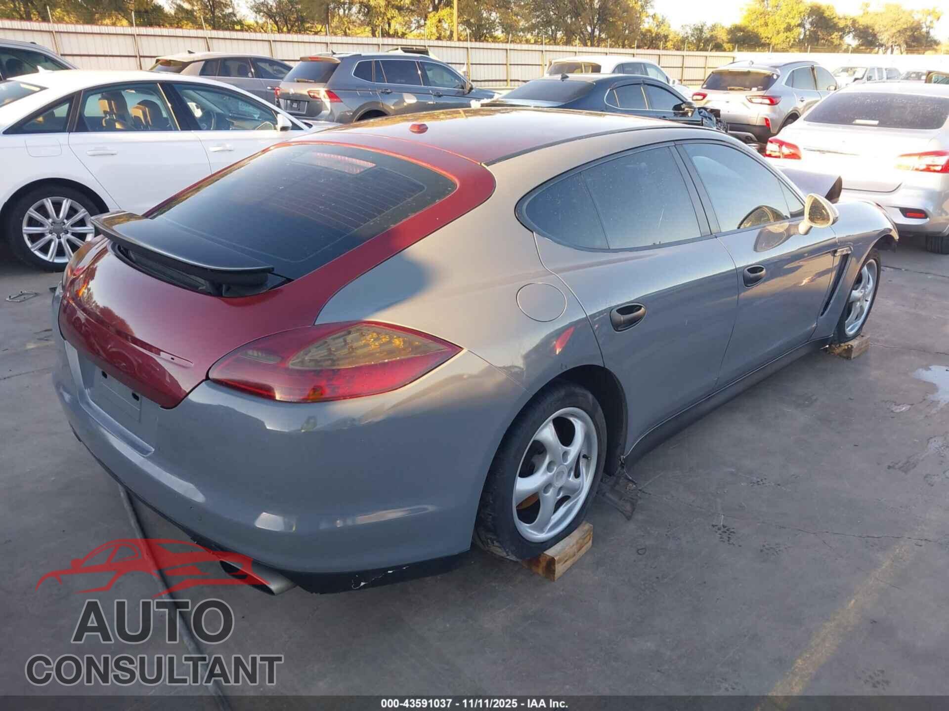 PORSCHE PANAMERA 2011 - WP0AA2A72BL012368