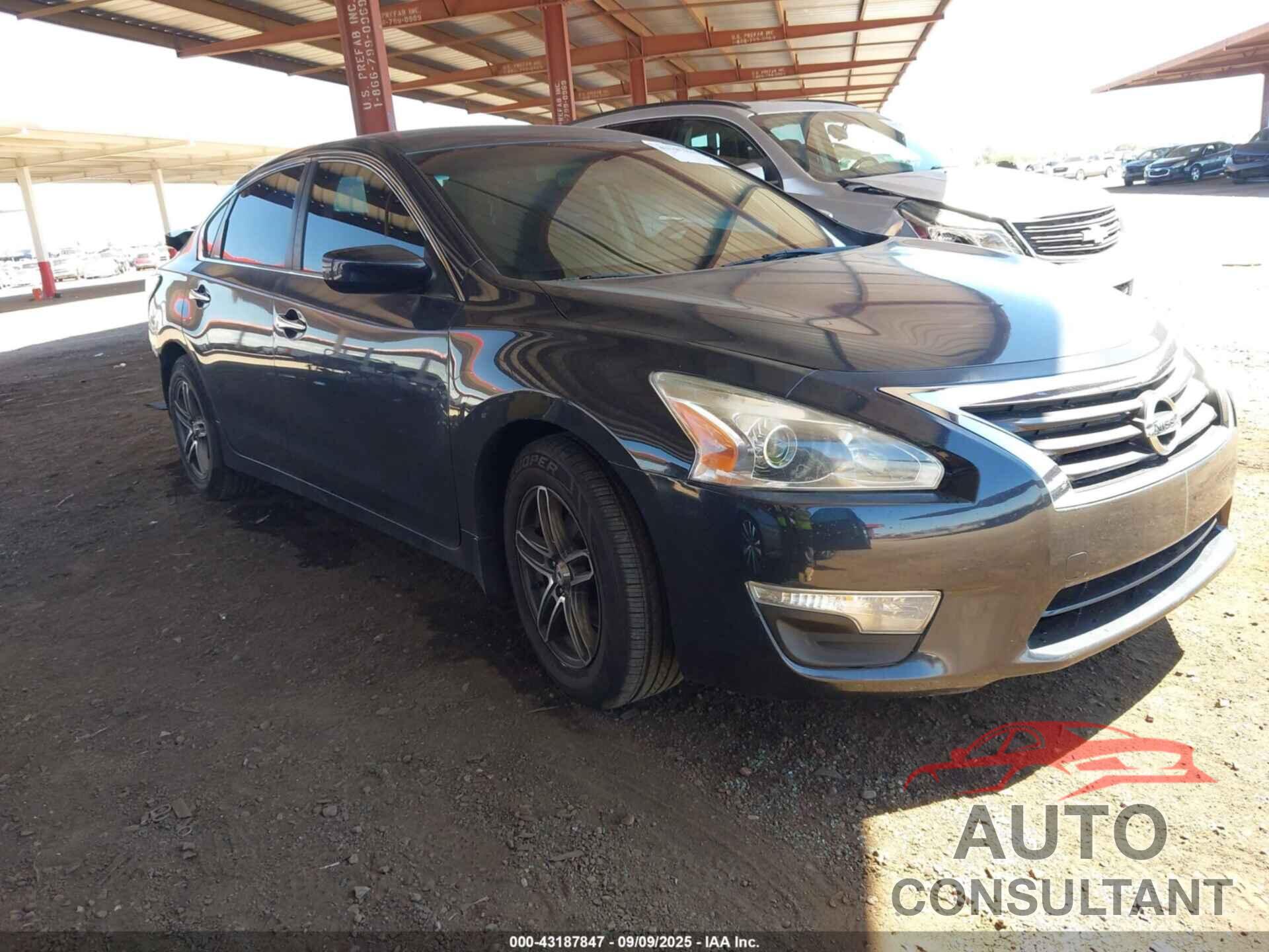 NISSAN ALTIMA 2015 - 1N4AL3AP3FC413701