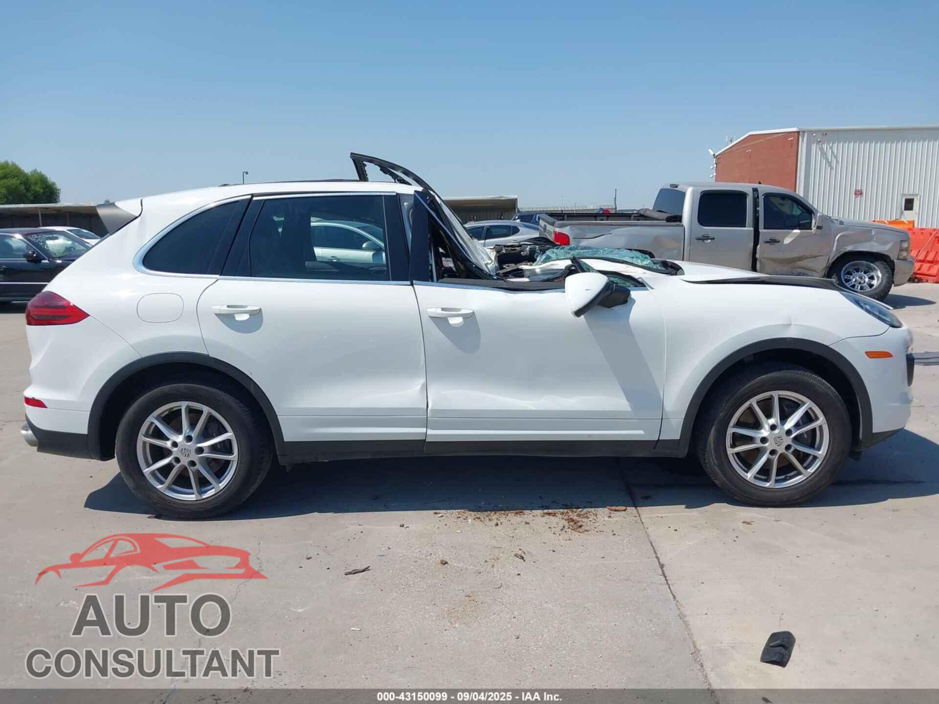 PORSCHE CAYENNE 2016 - WP1AA2A26GLA09094
