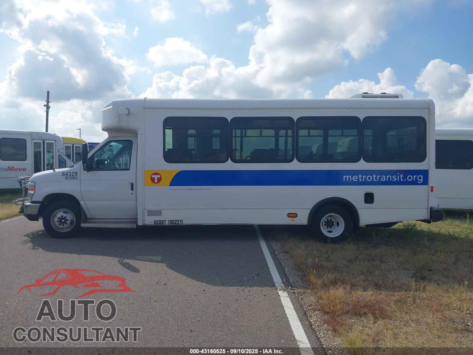 FORD E-450 CUTAWAY 2017 - 1FDFE4FS9HDC77726