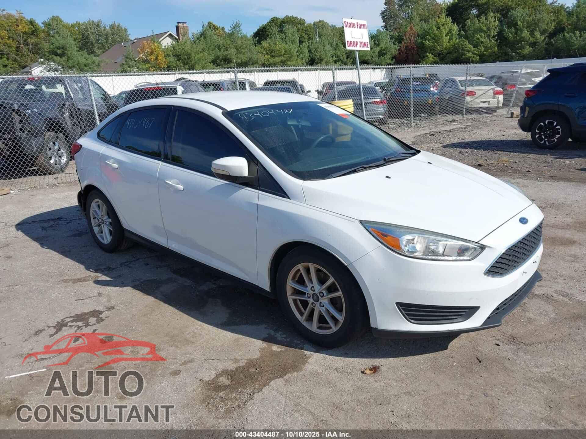 FORD FOCUS 2017 - 1FADP3F27HL252643
