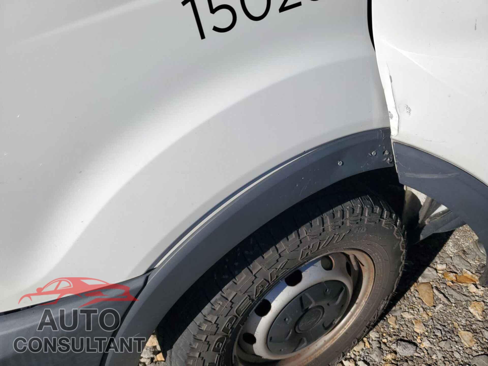 FORD TRANSIT-150 2015 - 1FTNE2YM1FKA31099