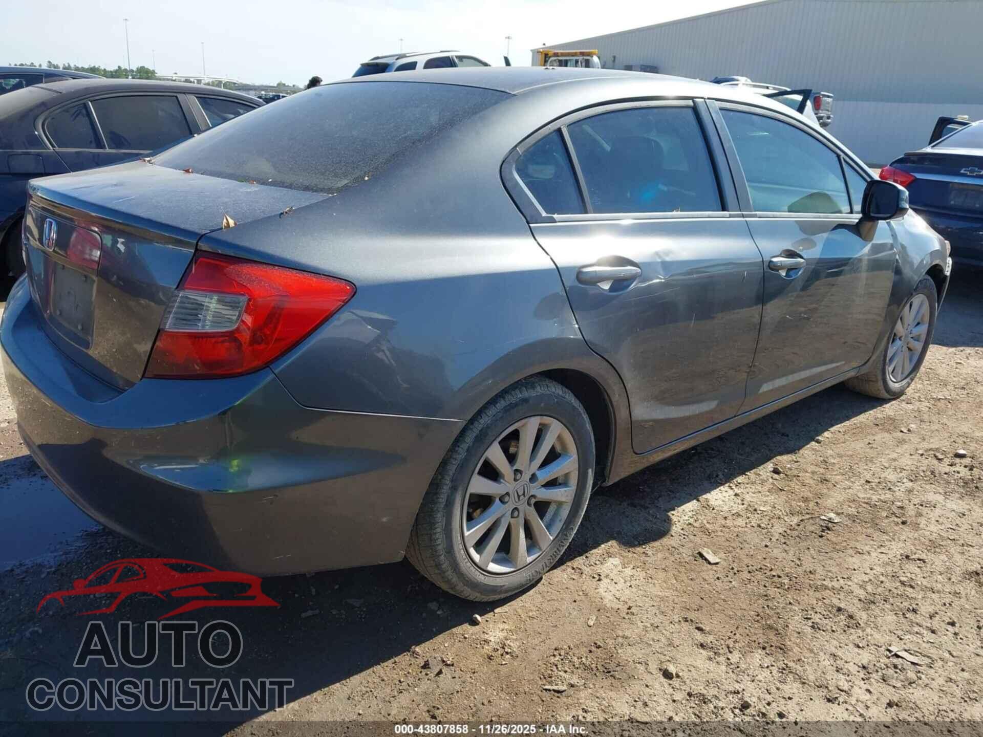 HONDA CIVIC 2012 - 2HGFB2F86CH311446