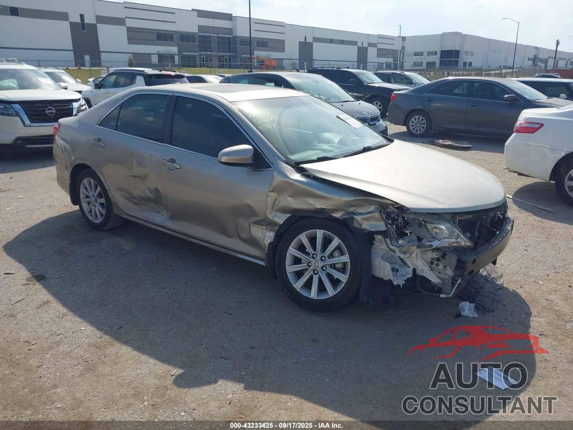 TOYOTA CAMRY 2014 - 4T4BF1FK6ER428338