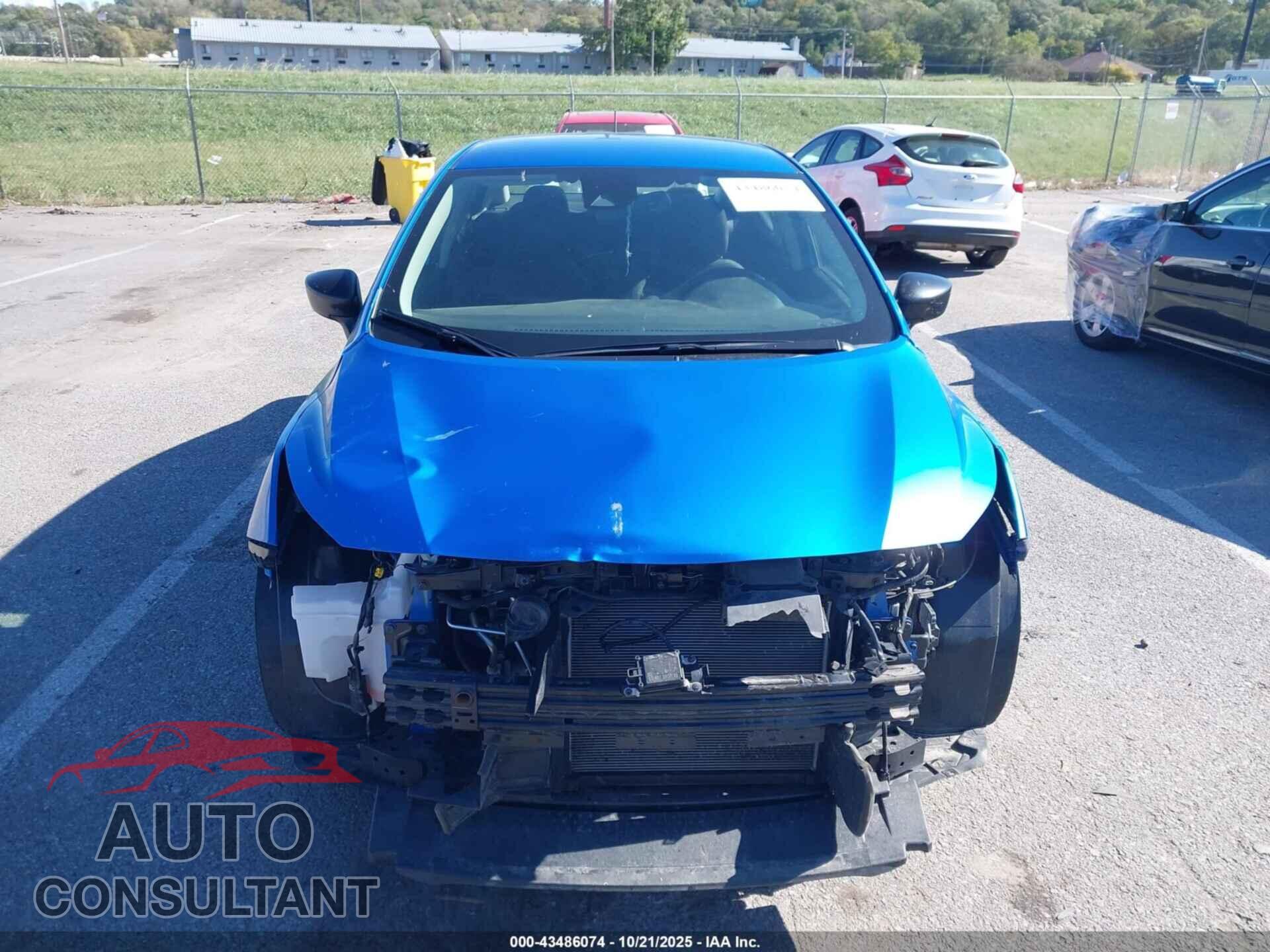NISSAN VERSA 2023 - 3N1CN8DV3PL872921