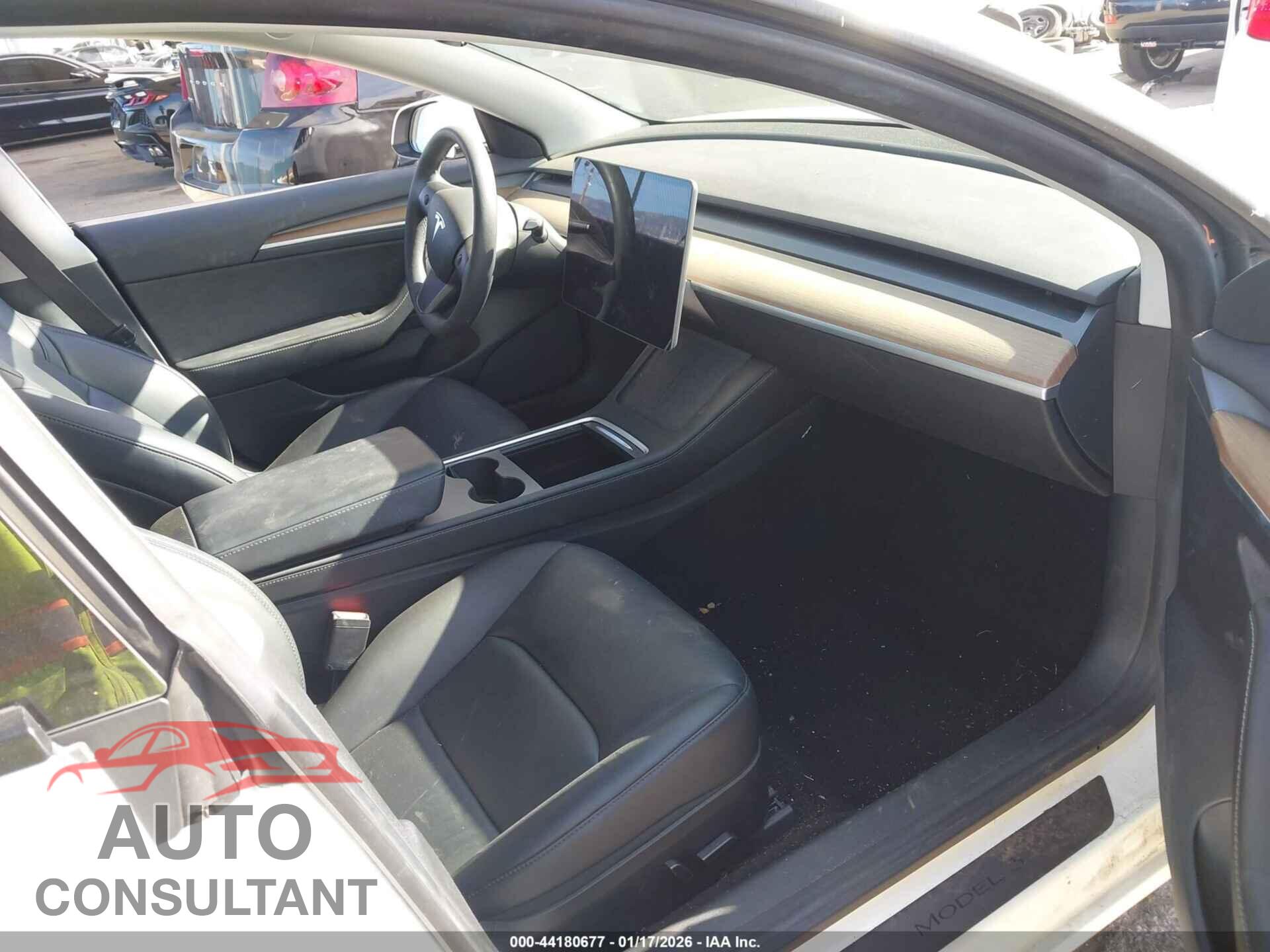 TESLA MODEL 3 2021 - 5YJ3E1EA2MF069379